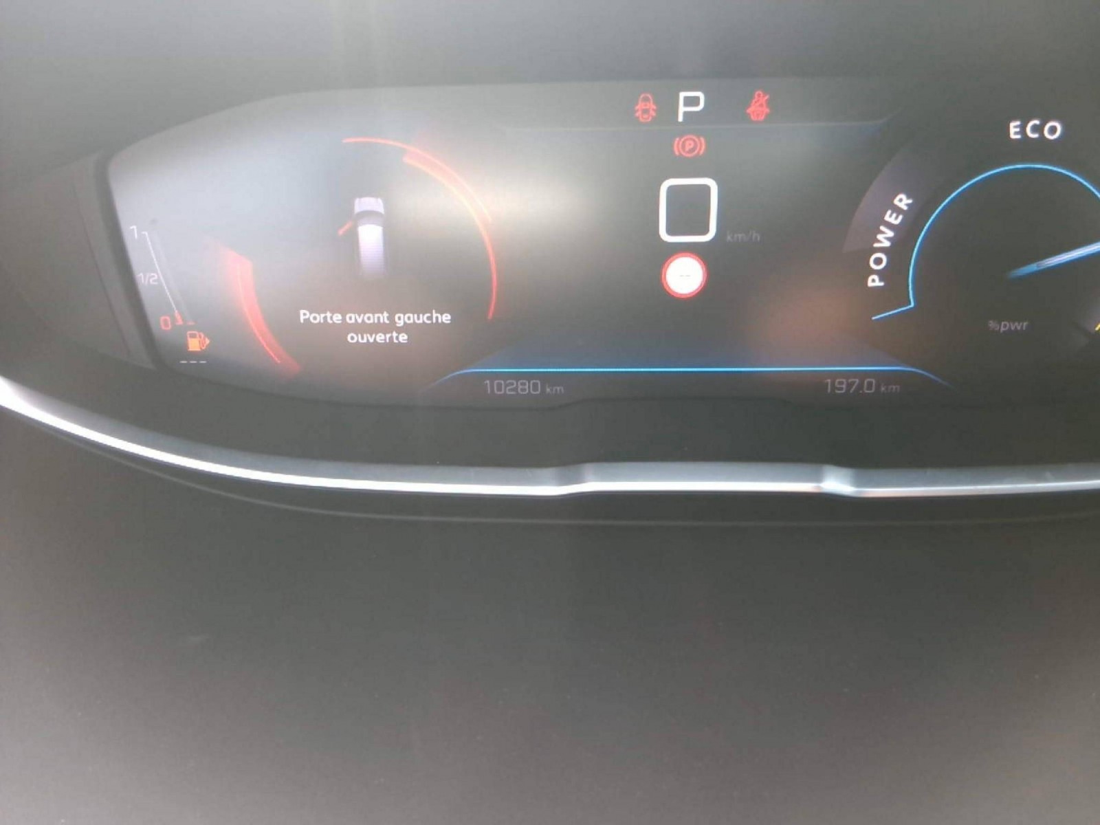 PEUGEOT - 5008 - #844029 - 3