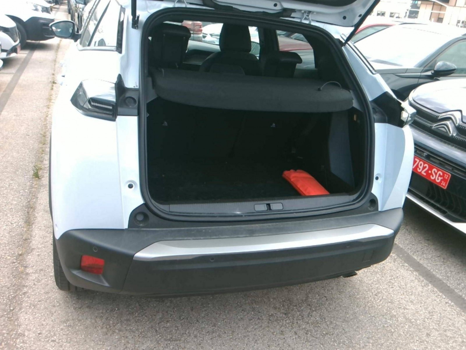 PEUGEOT - 2008 - #843966 - 6