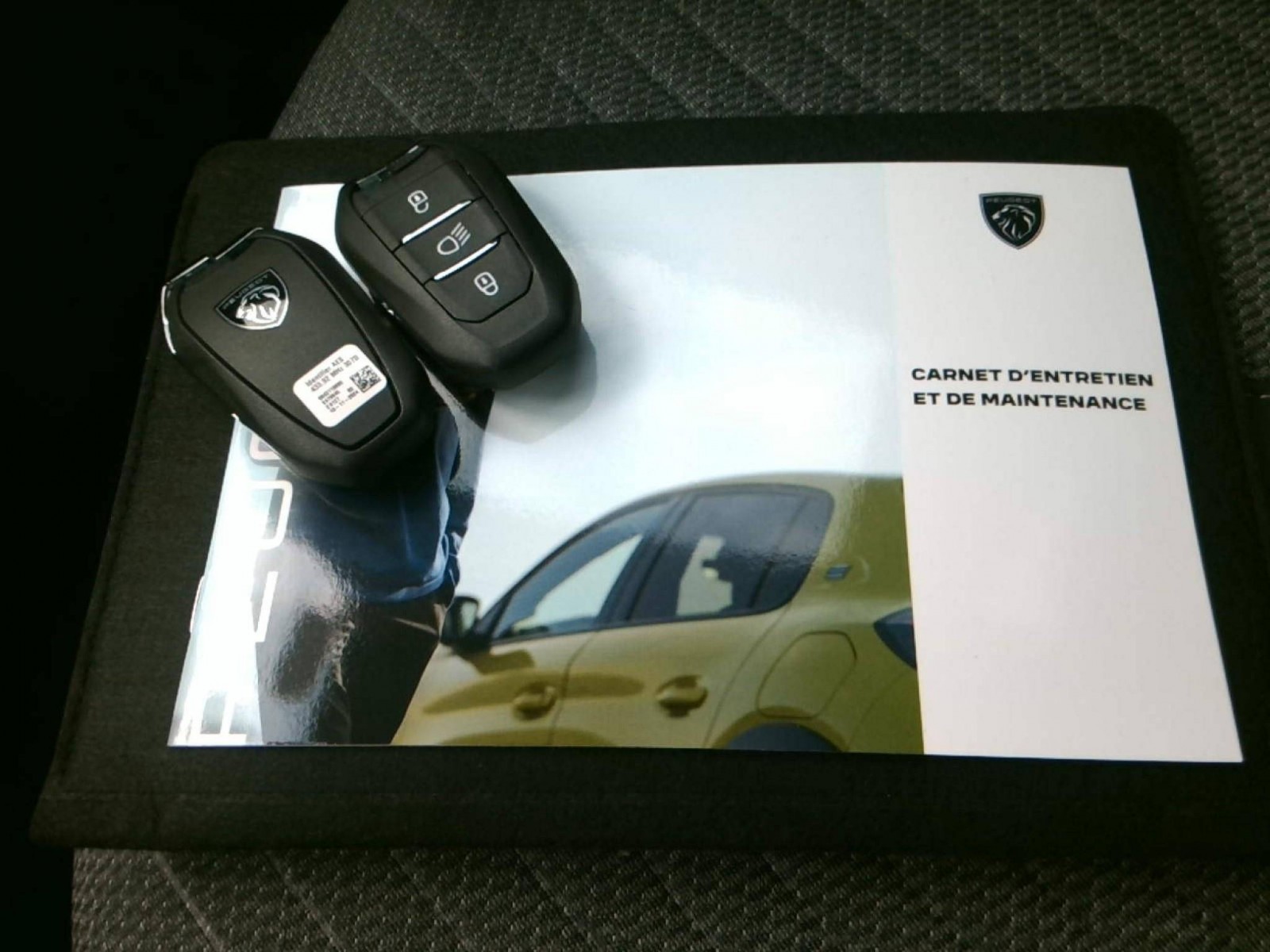 PEUGEOT - 2008 - #843966 - 5