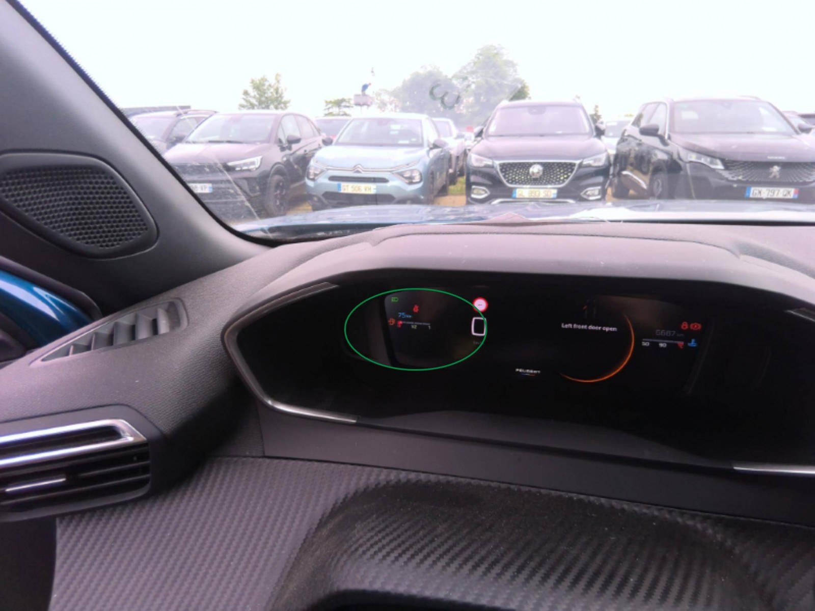 PEUGEOT - 2008 - #843972 - 5