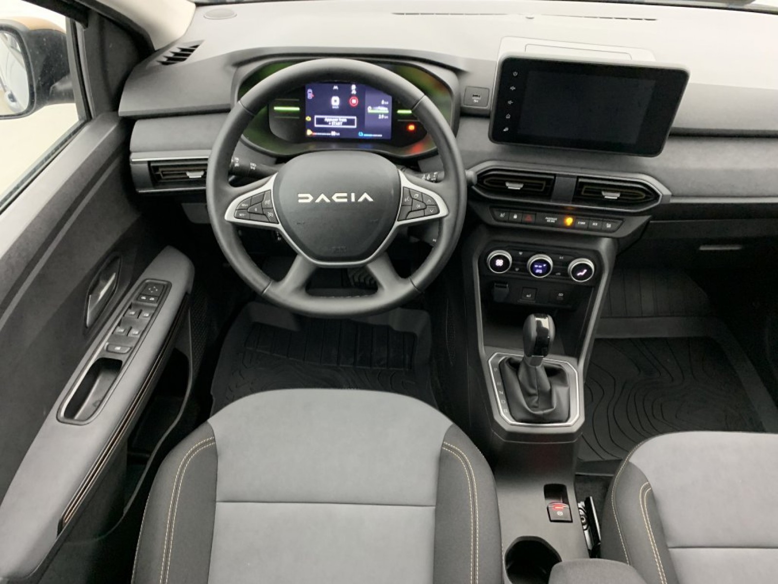 DACIA - Jogger - #842551 - 18