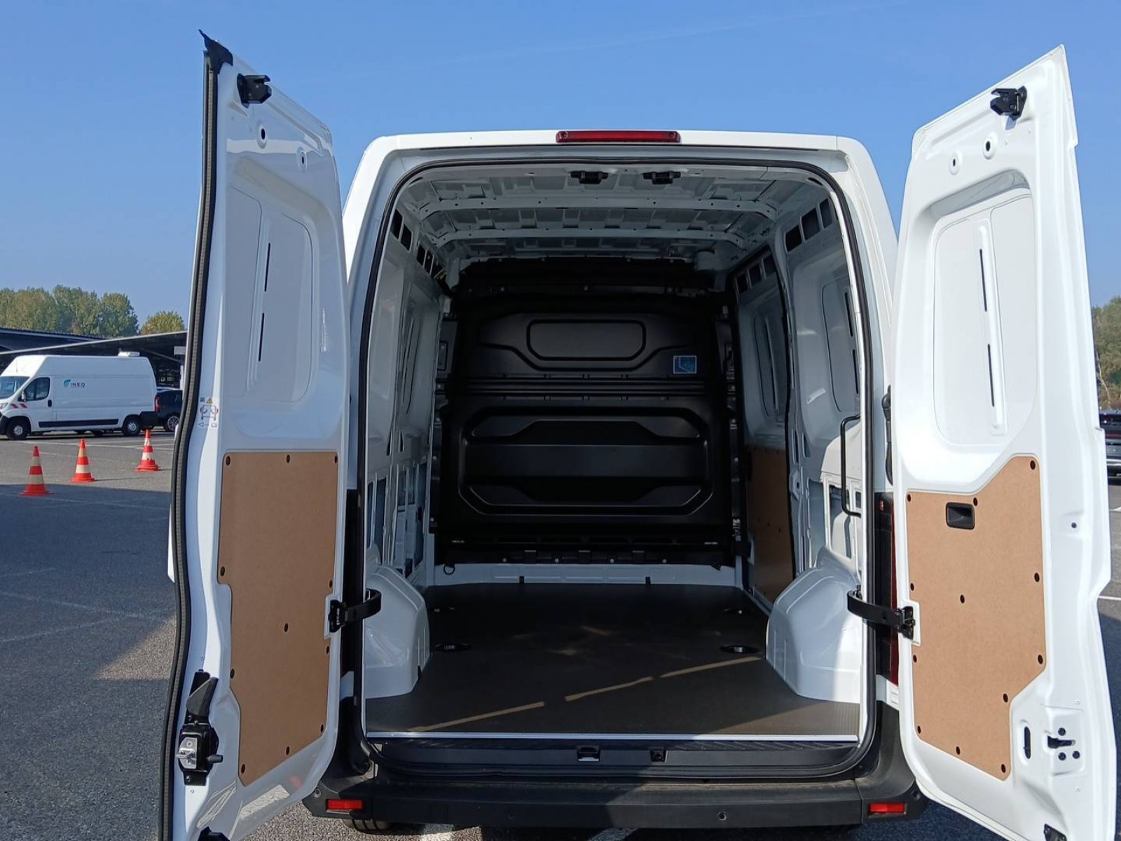 RENAULT - MASTER VAN - #841505 - 11