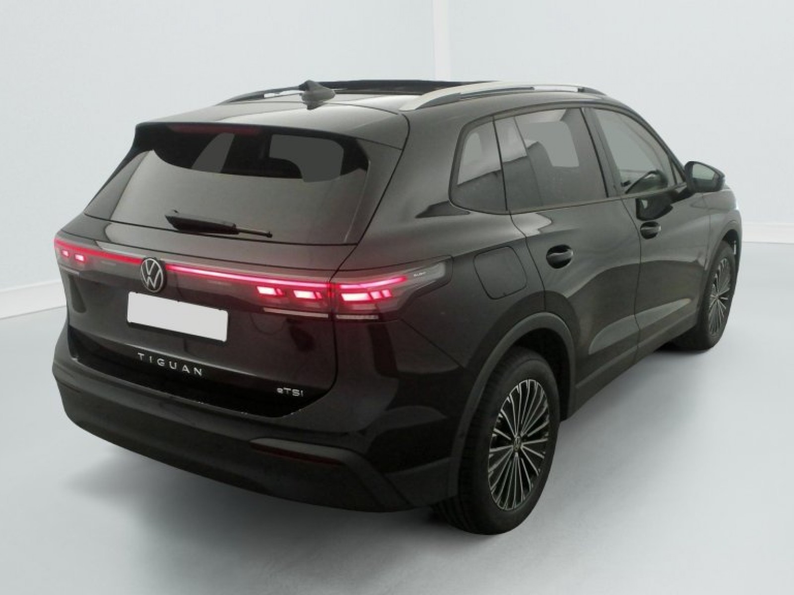 VOLKSWAGEN - TIGUAN NOUVEAU - #844697 - 6