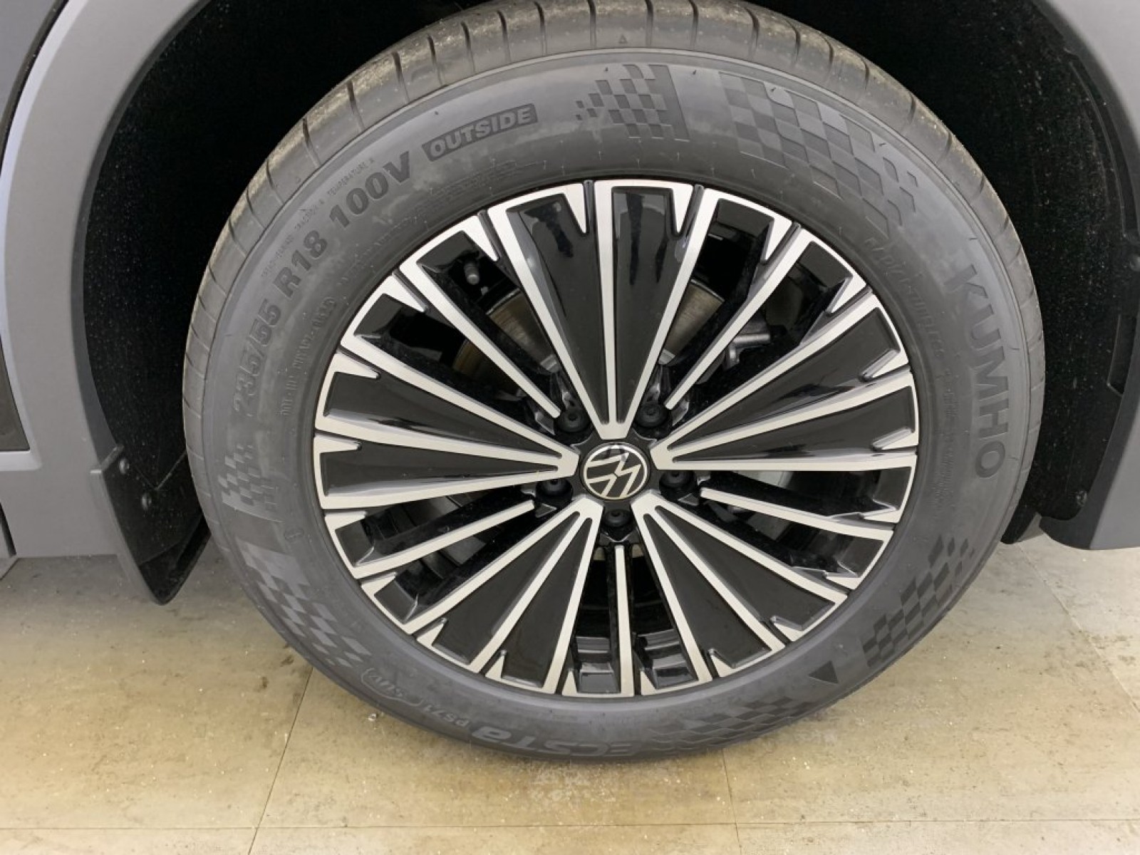 VOLKSWAGEN - TIGUAN NOUVEAU - #844697 - 13