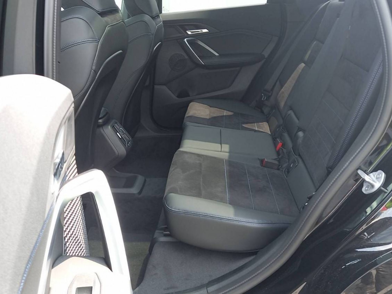 BMW - X1 U11 - #724864 - 8