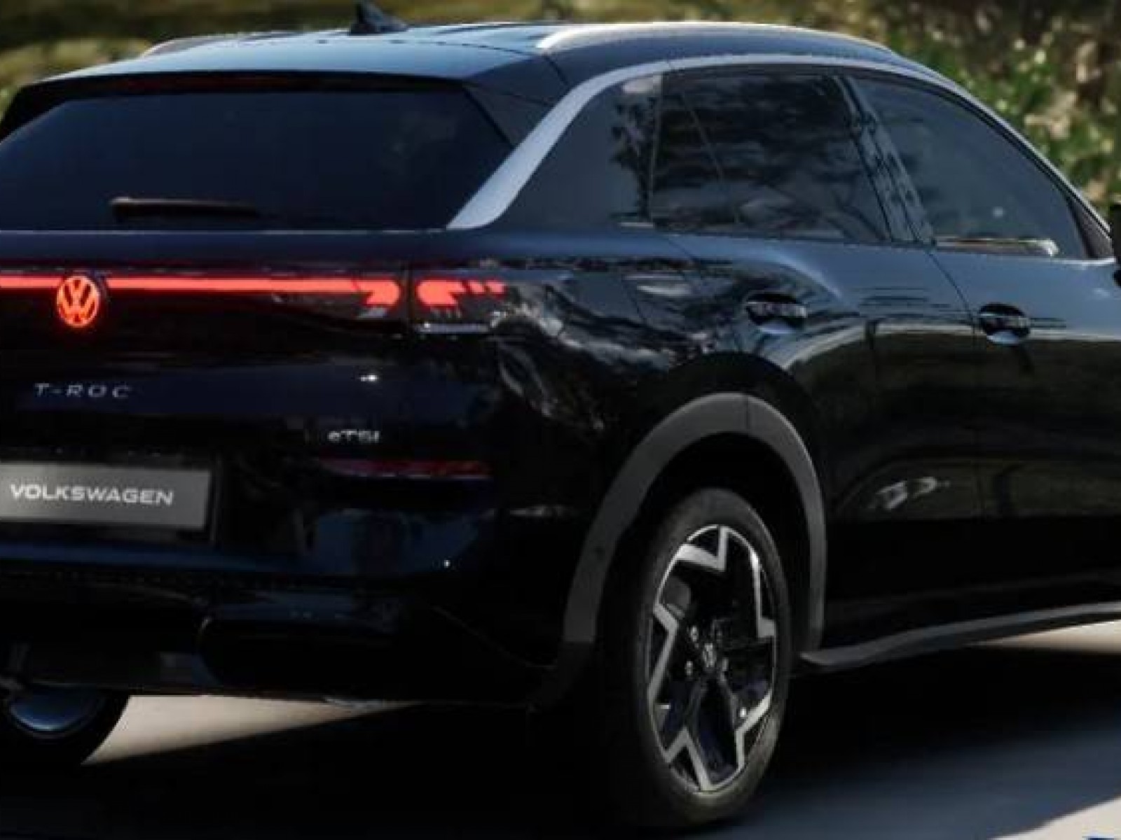 VOLKSWAGEN - T-ROC - #844891 - 1