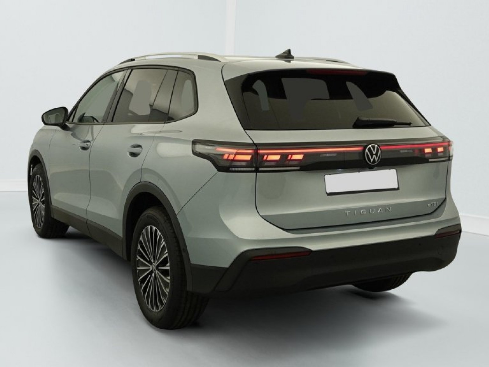 VOLKSWAGEN - TIGUAN NOUVEAU - #842974 - 4