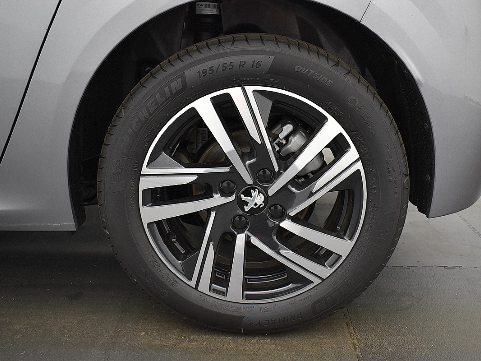 PEUGEOT - 208 - #181748 - 6