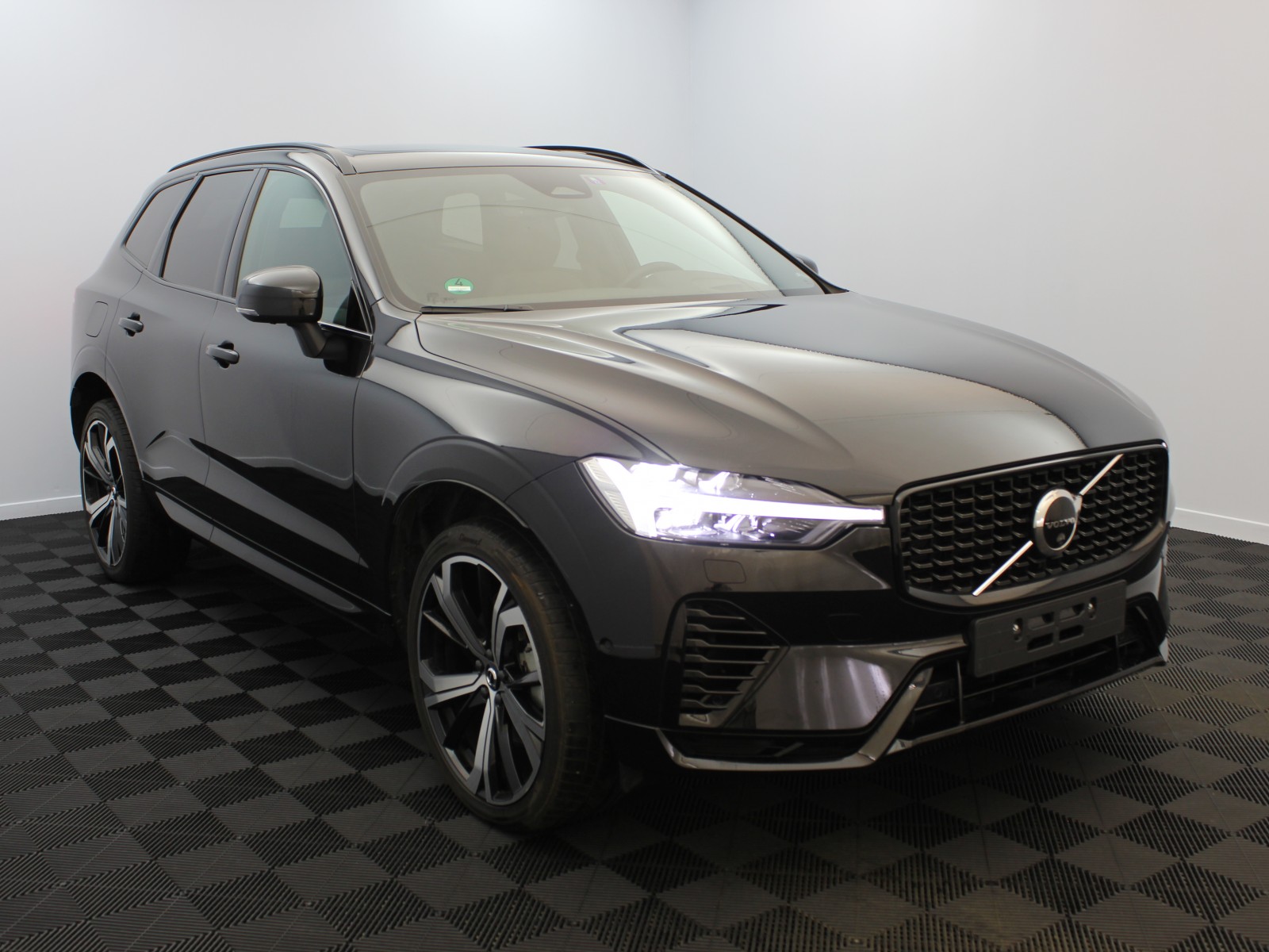 VOLVO - XC60 MY22 - #174945 - 1