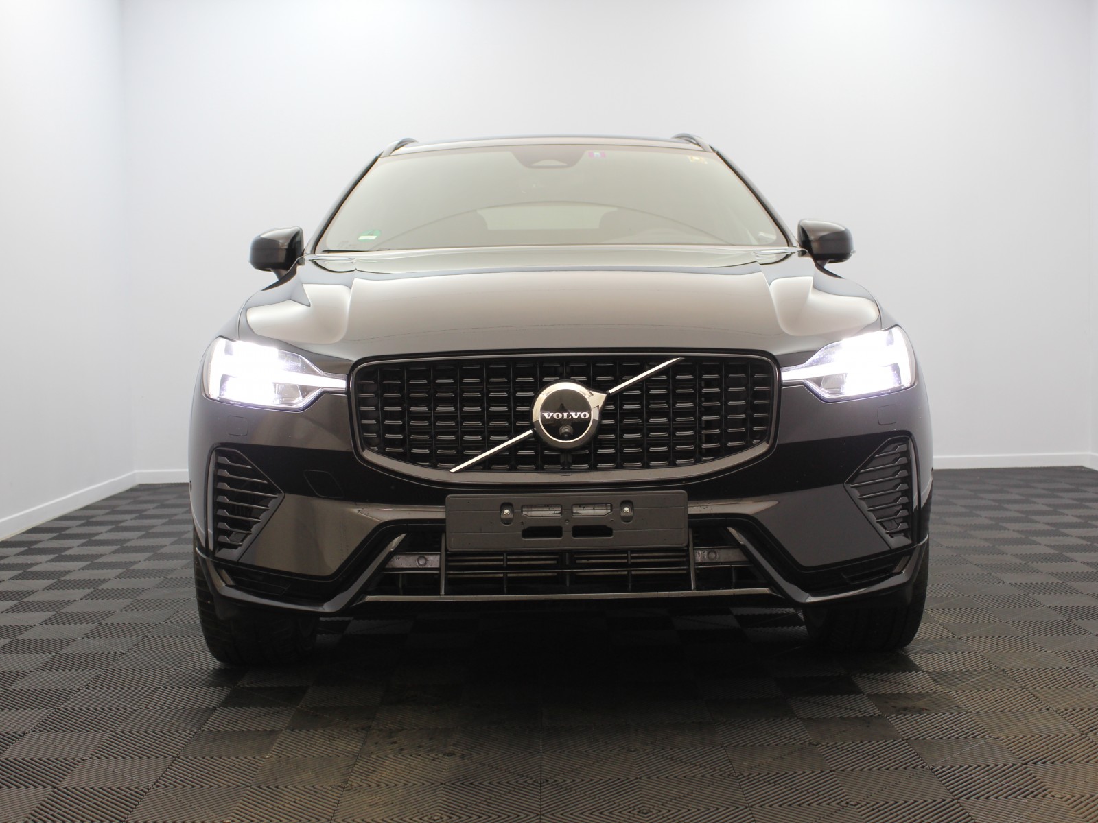 VOLVO - XC60 MY22 - #174945 - 4