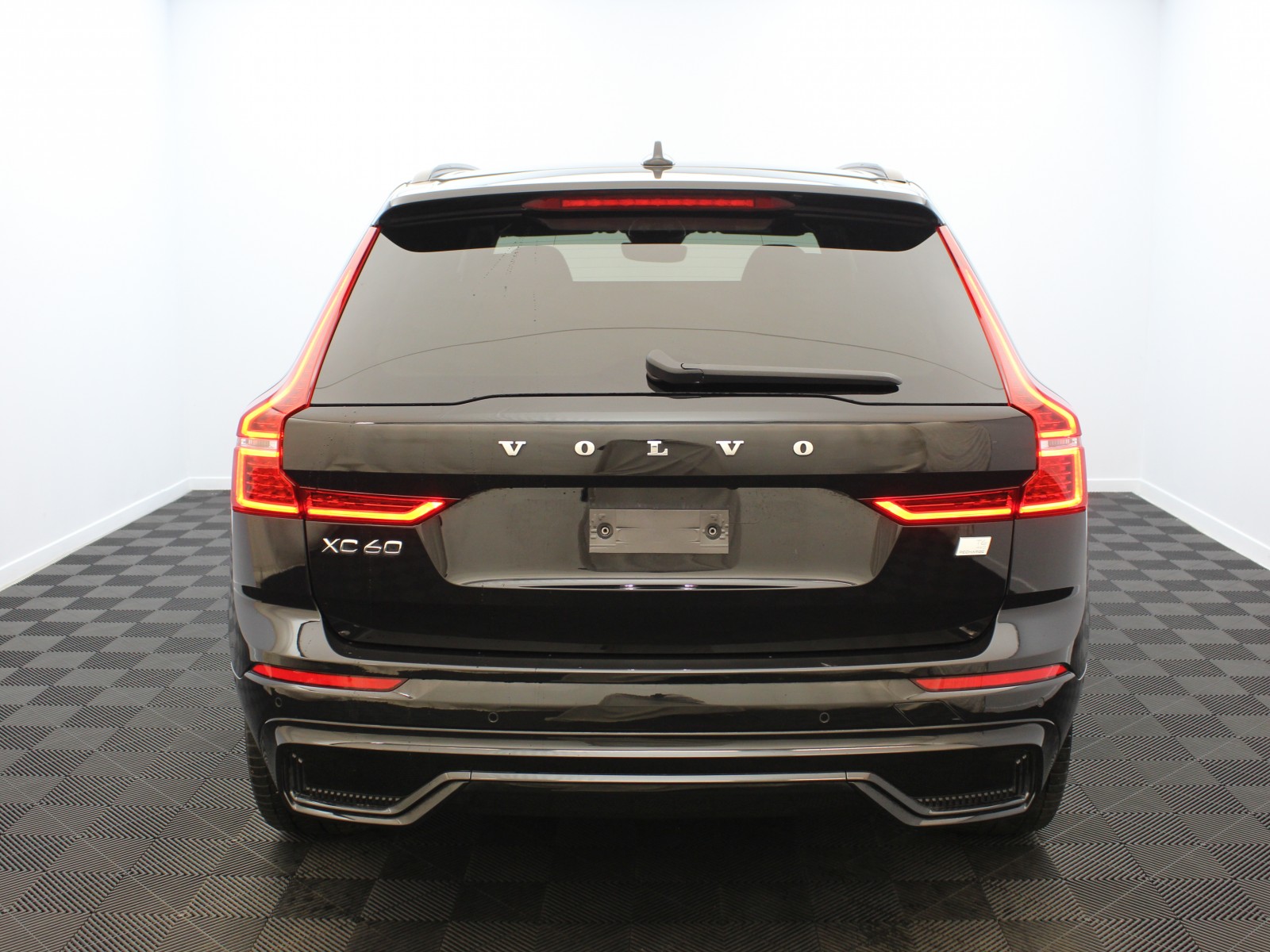 VOLVO - XC60 MY22 - #174945 - 5