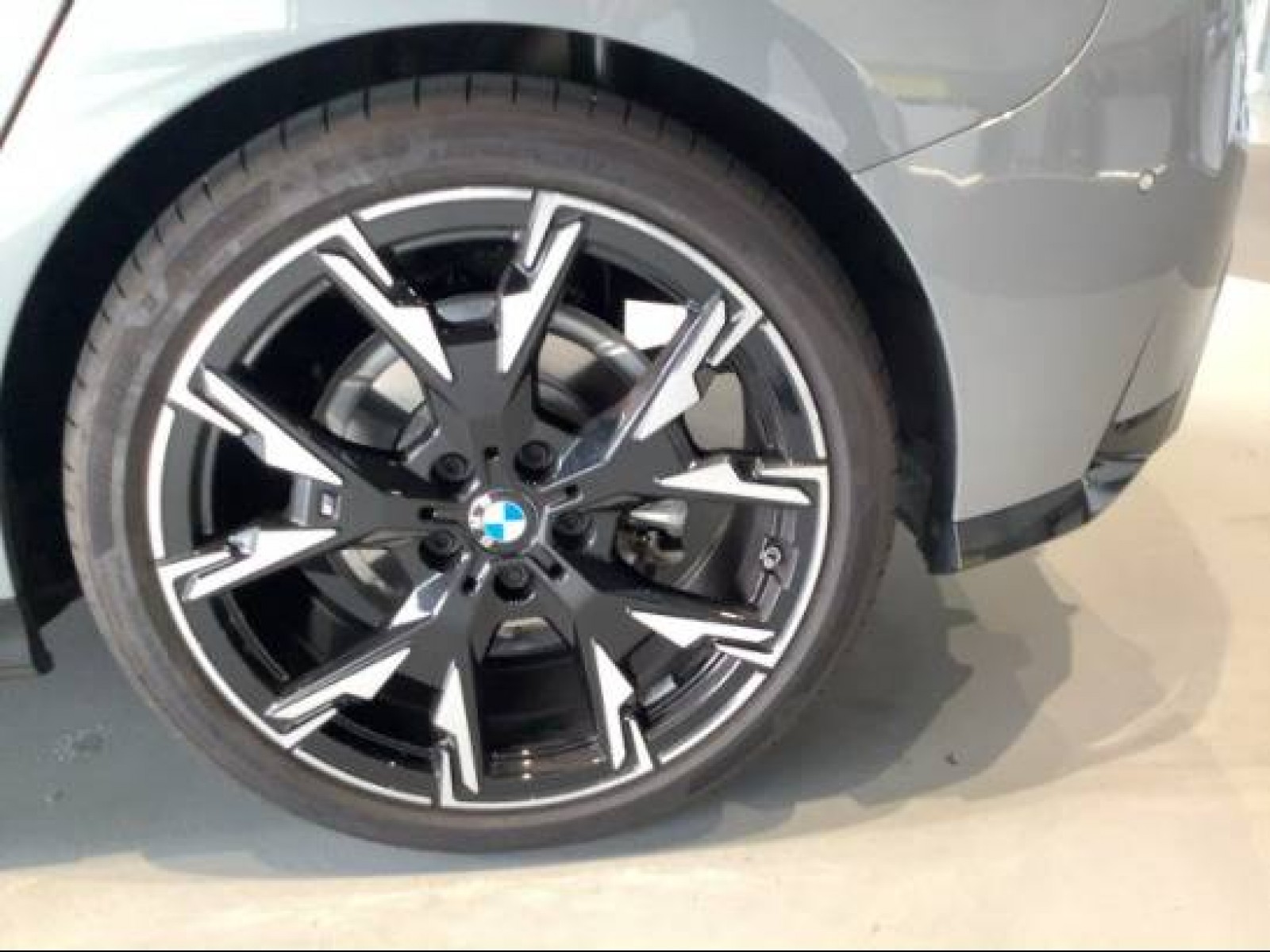 BMW - SERIE 1 F70 - #736861 - 19
