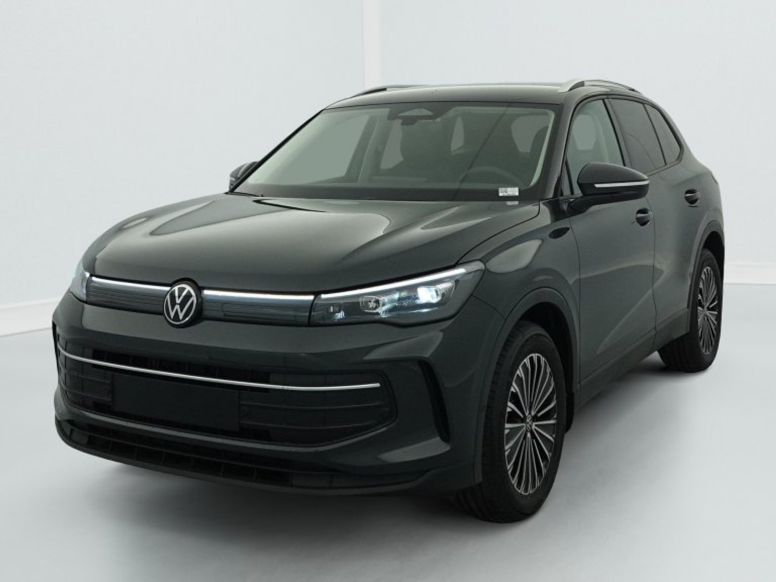 VOLKSWAGEN - TIGUAN NOUVEAU - #845911 - 2