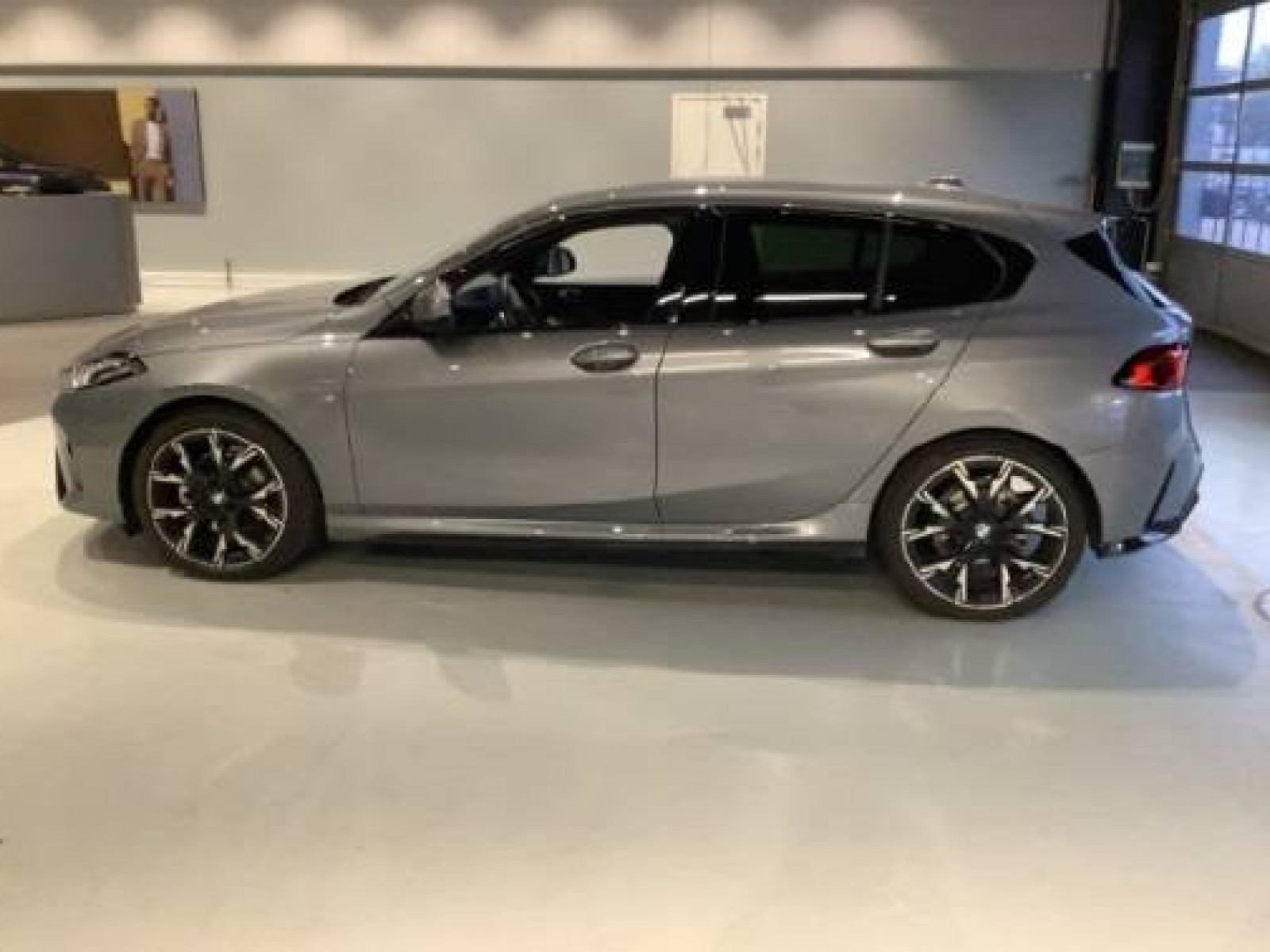BMW - SERIE 1 F70 - #736863 - 11
