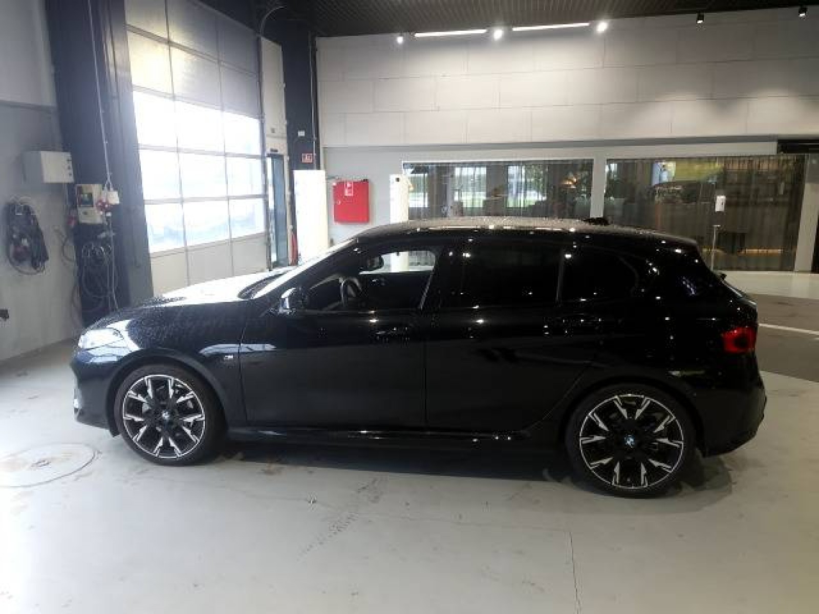 BMW - SERIE 1 F70 - #736859 - 11