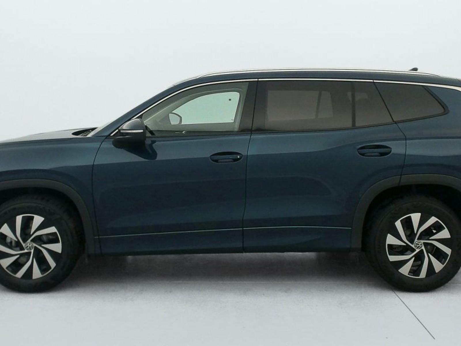 VOLKSWAGEN - Tayron - #842928 - 6