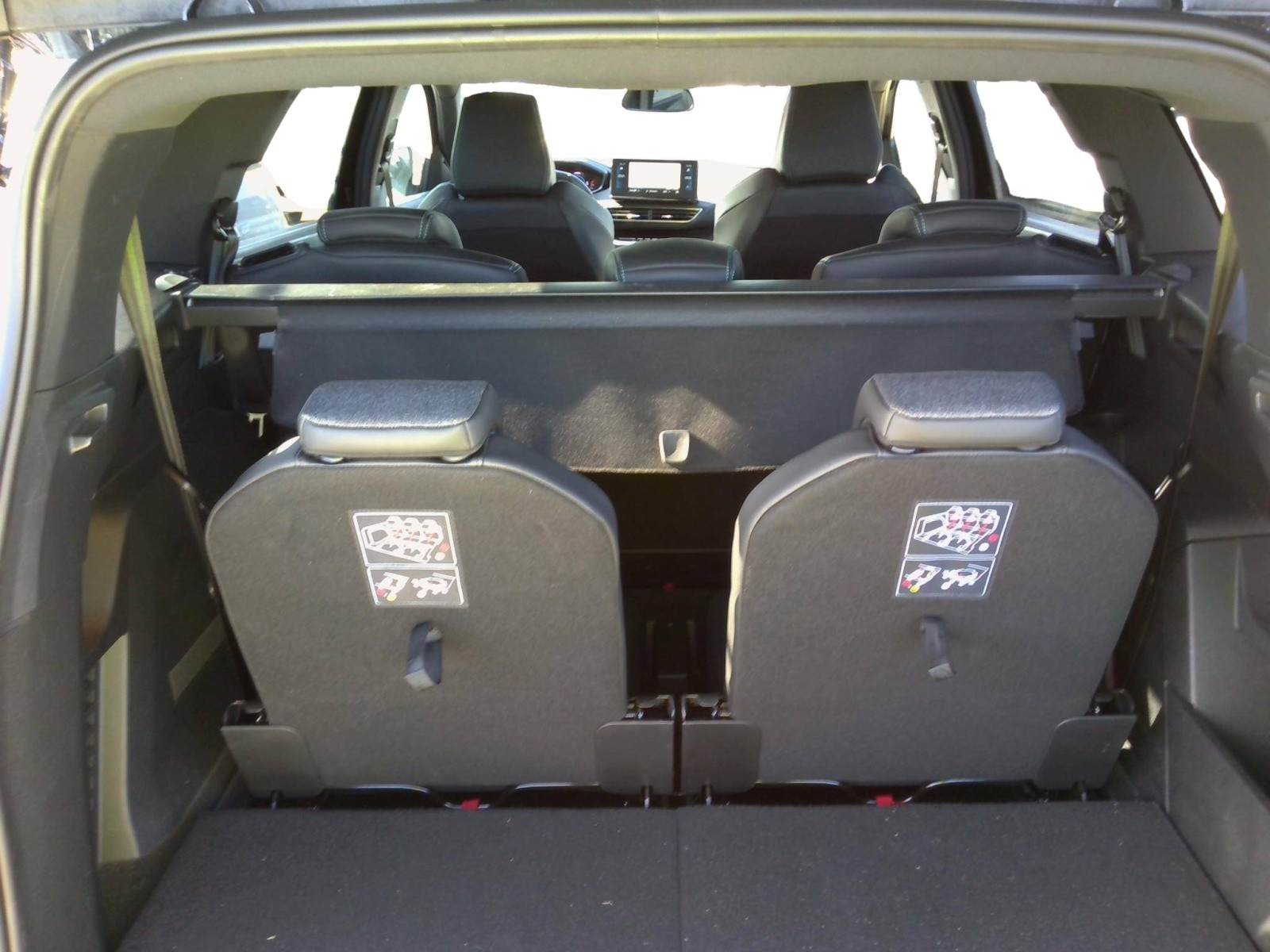 PEUGEOT - 5008 - #845998 - 3