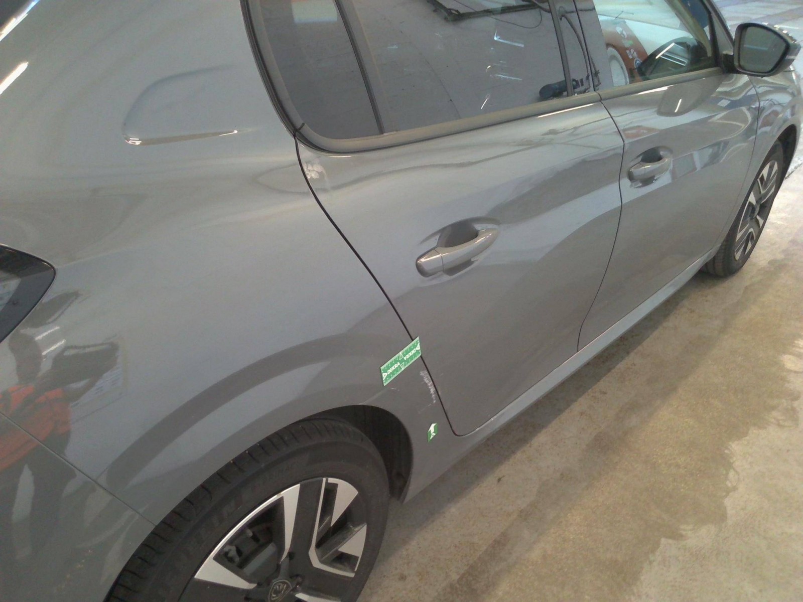 PEUGEOT - 208 - #845942 - 8