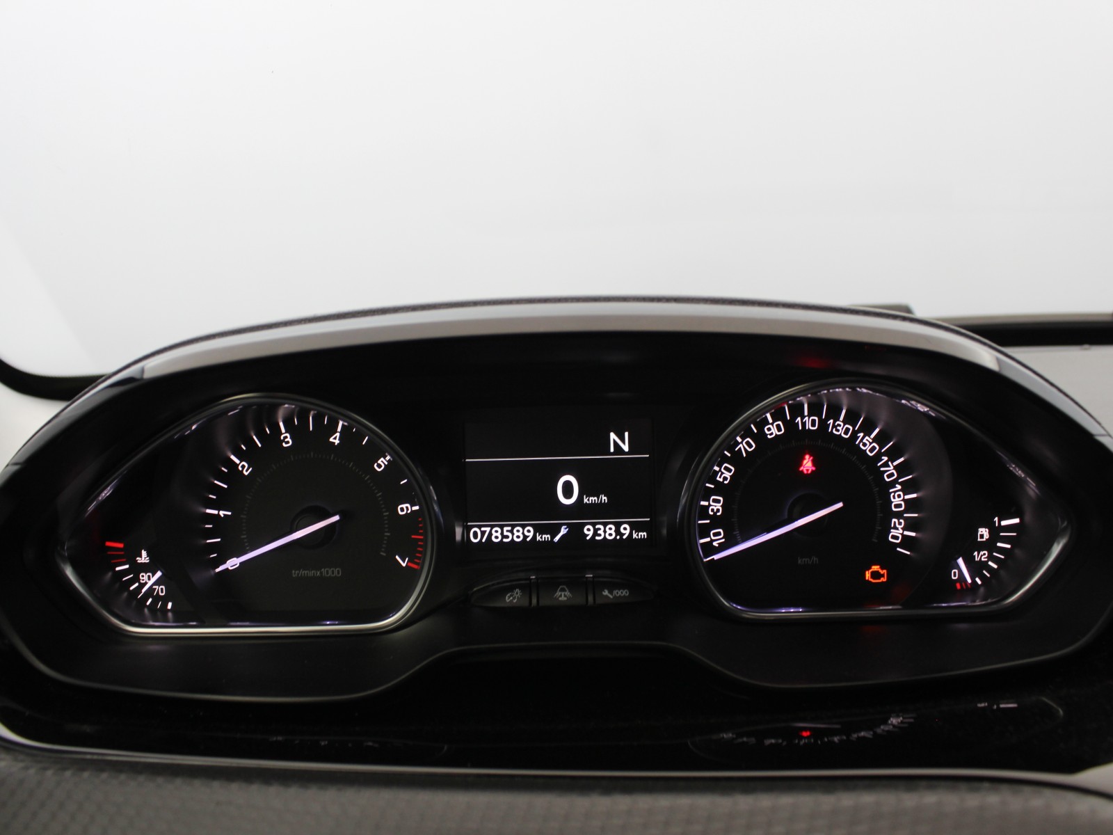 PEUGEOT - 2008 - #181642 - 12