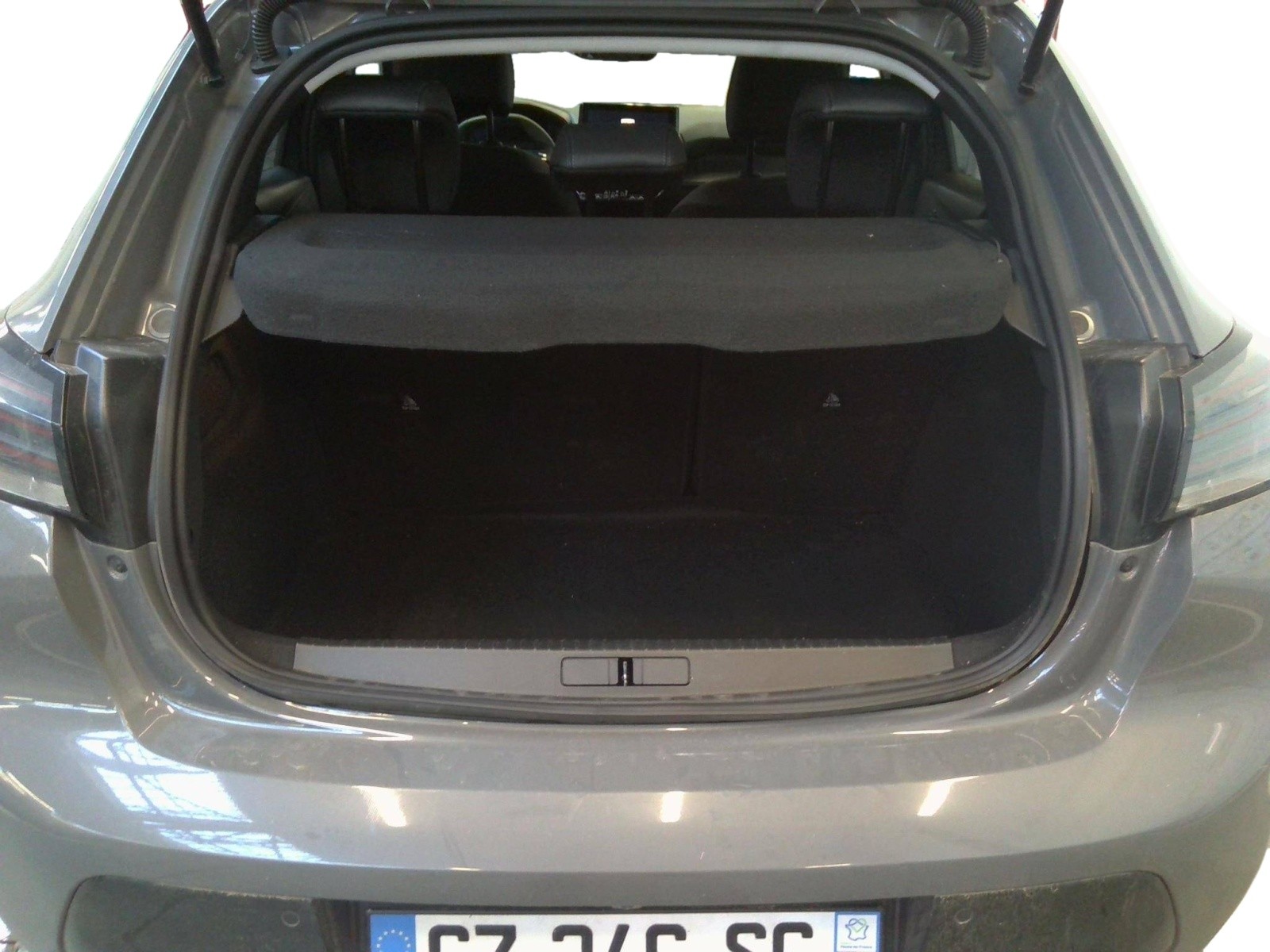 PEUGEOT - 208 - #845942 - 3
