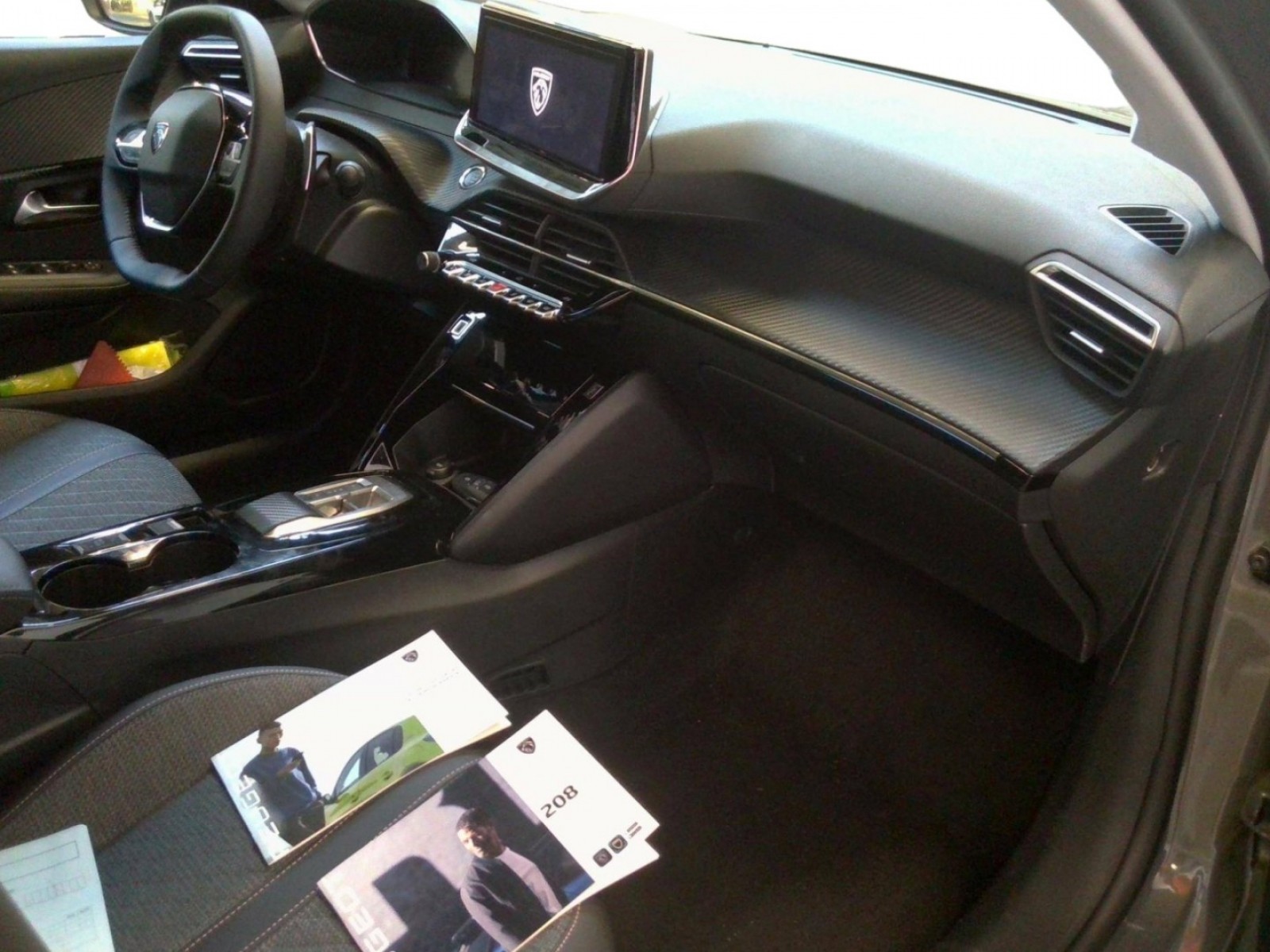 PEUGEOT - 208 - #845942 - 21