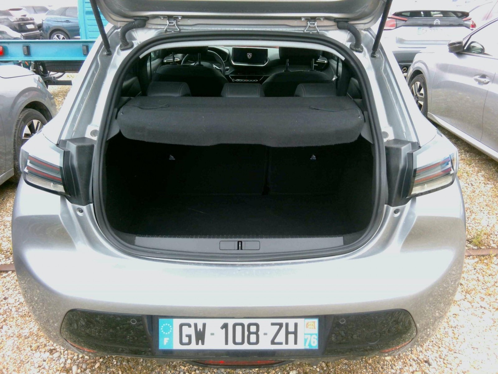 PEUGEOT - 208 - #845961 - 5