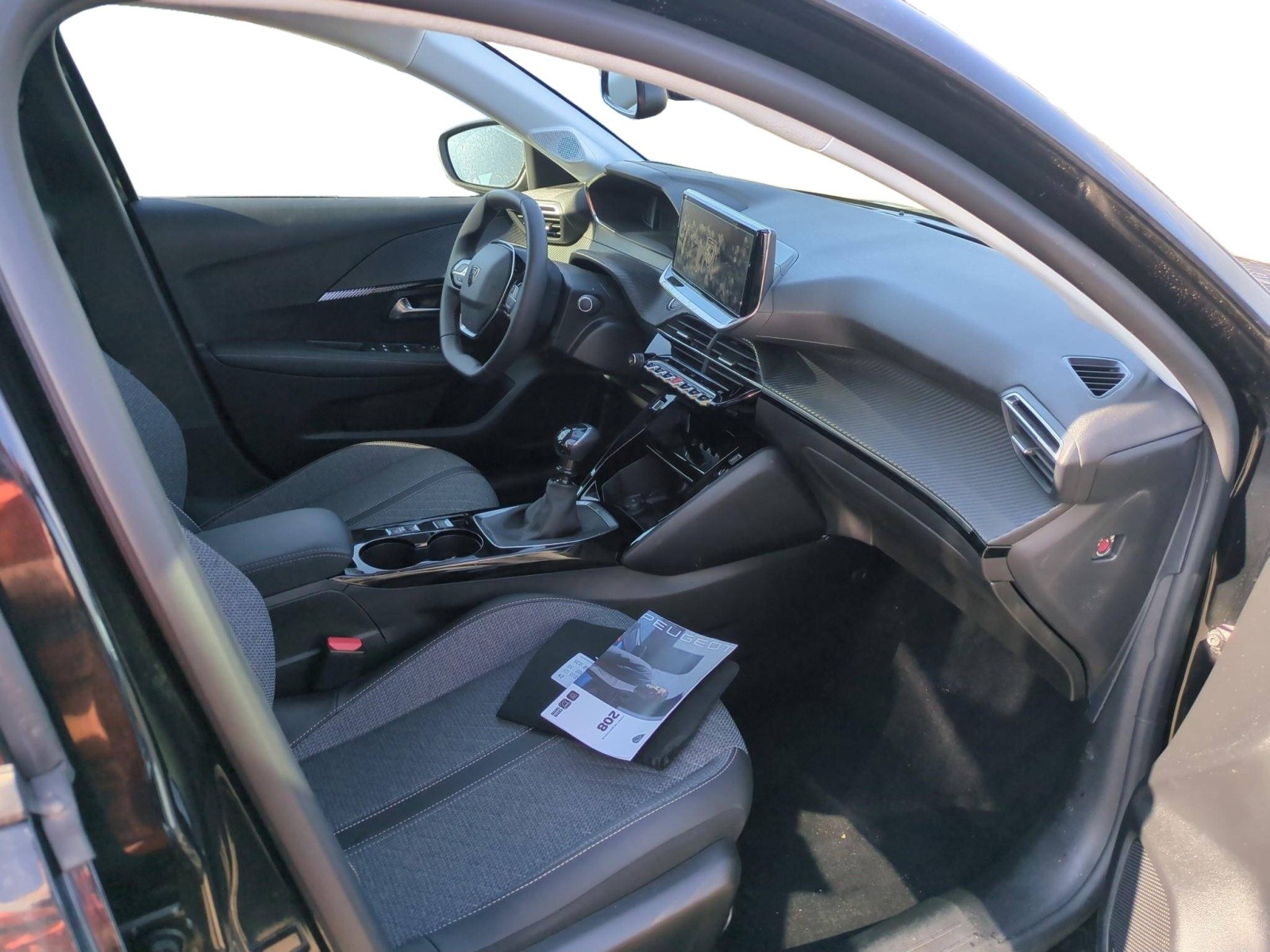 PEUGEOT - 208 - #845954 - 2