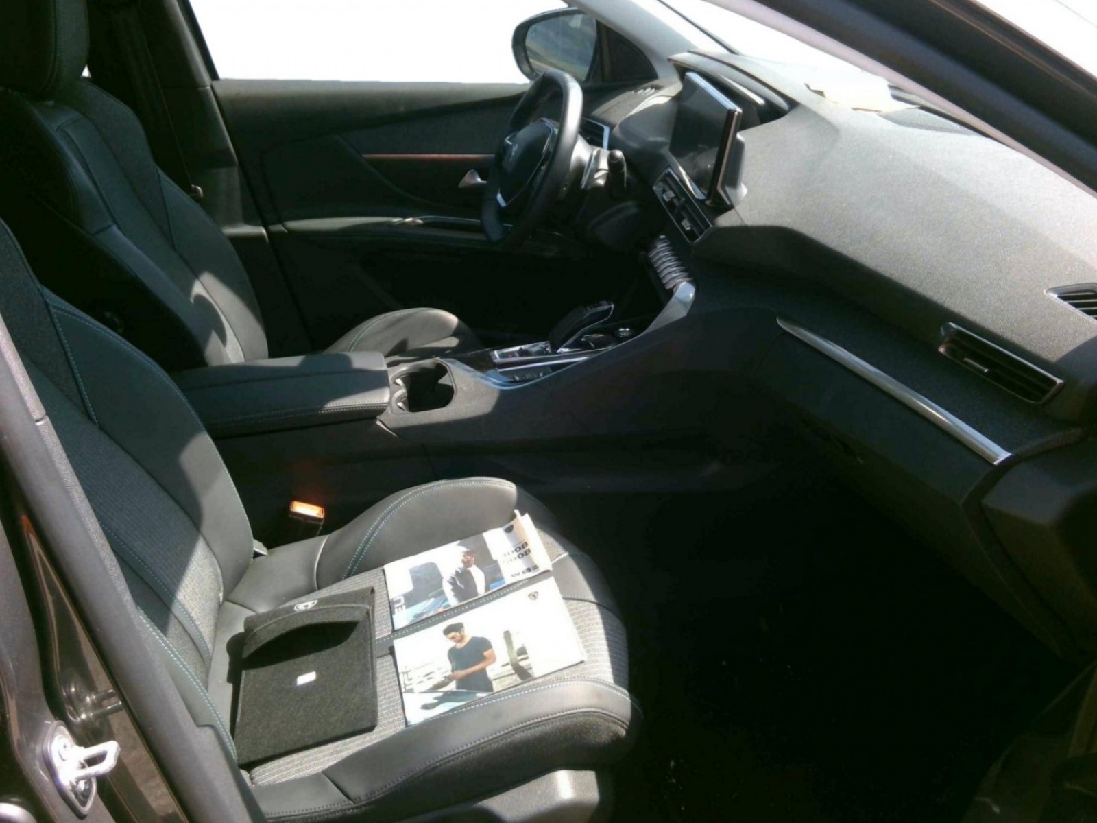 PEUGEOT - 3008 - #845971 - 10