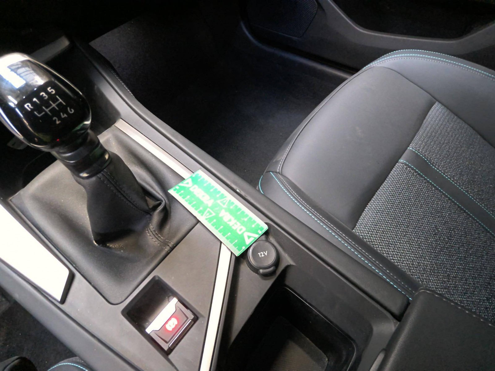 PEUGEOT - 308 - #845984 - 7