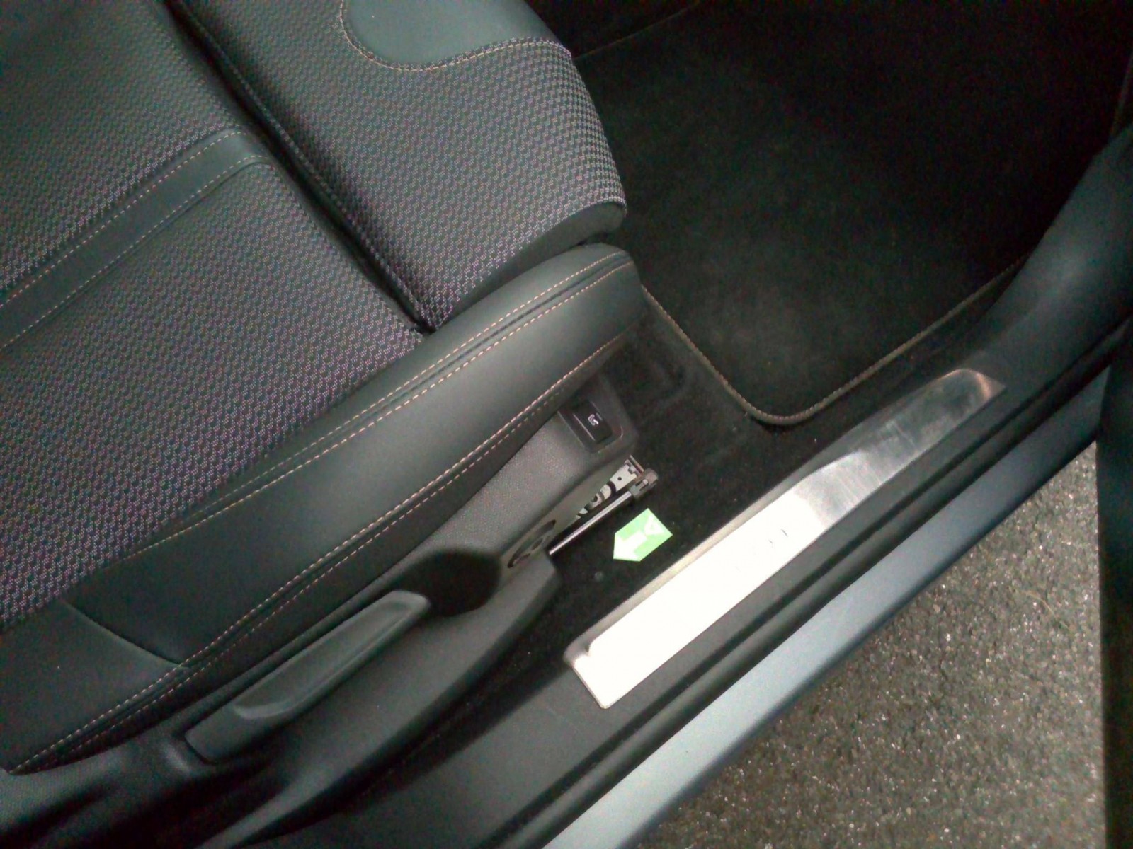 PEUGEOT - 3008 - #845973 - 8
