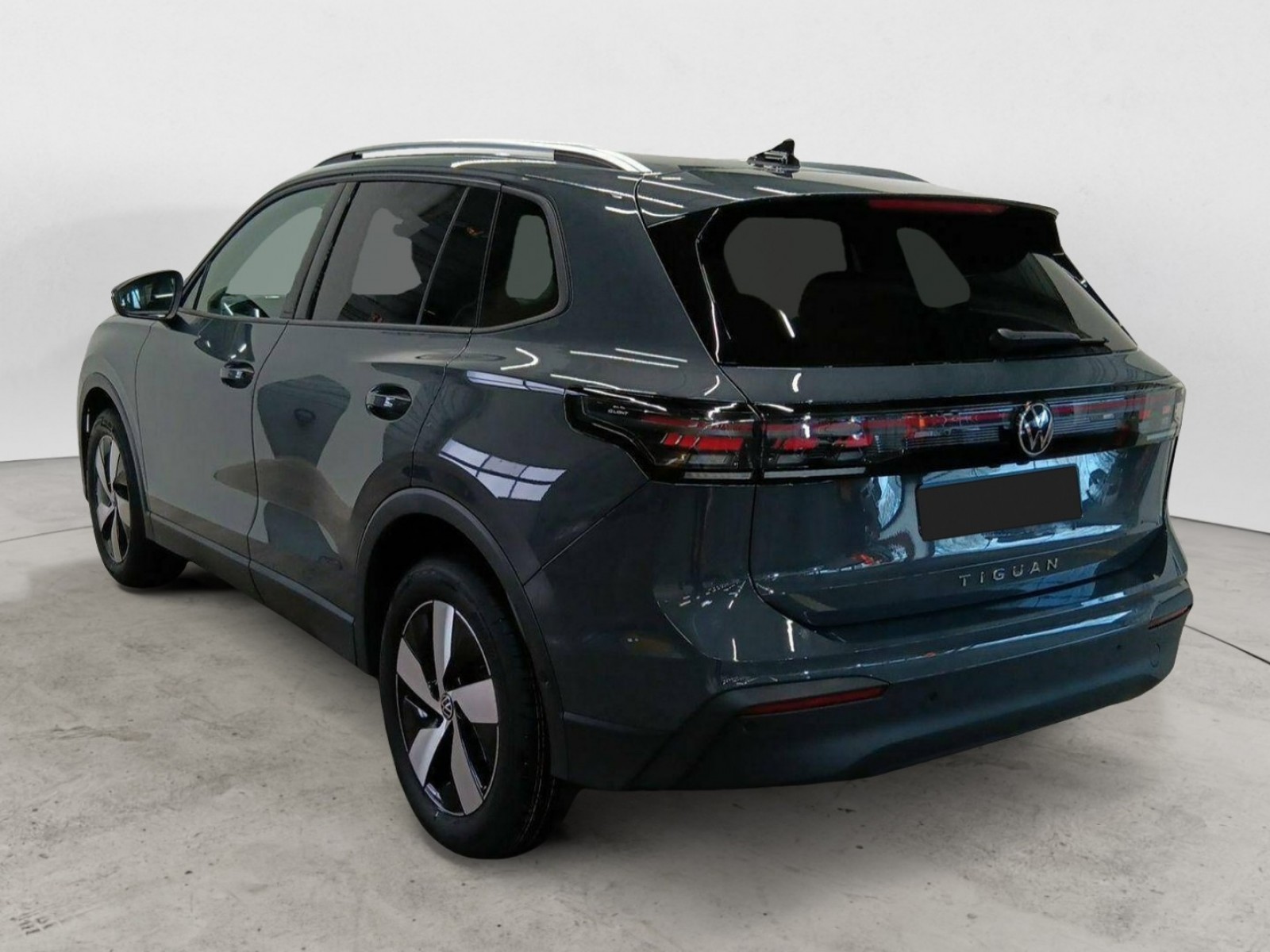 VOLKSWAGEN - TIGUAN - #843607 - 14