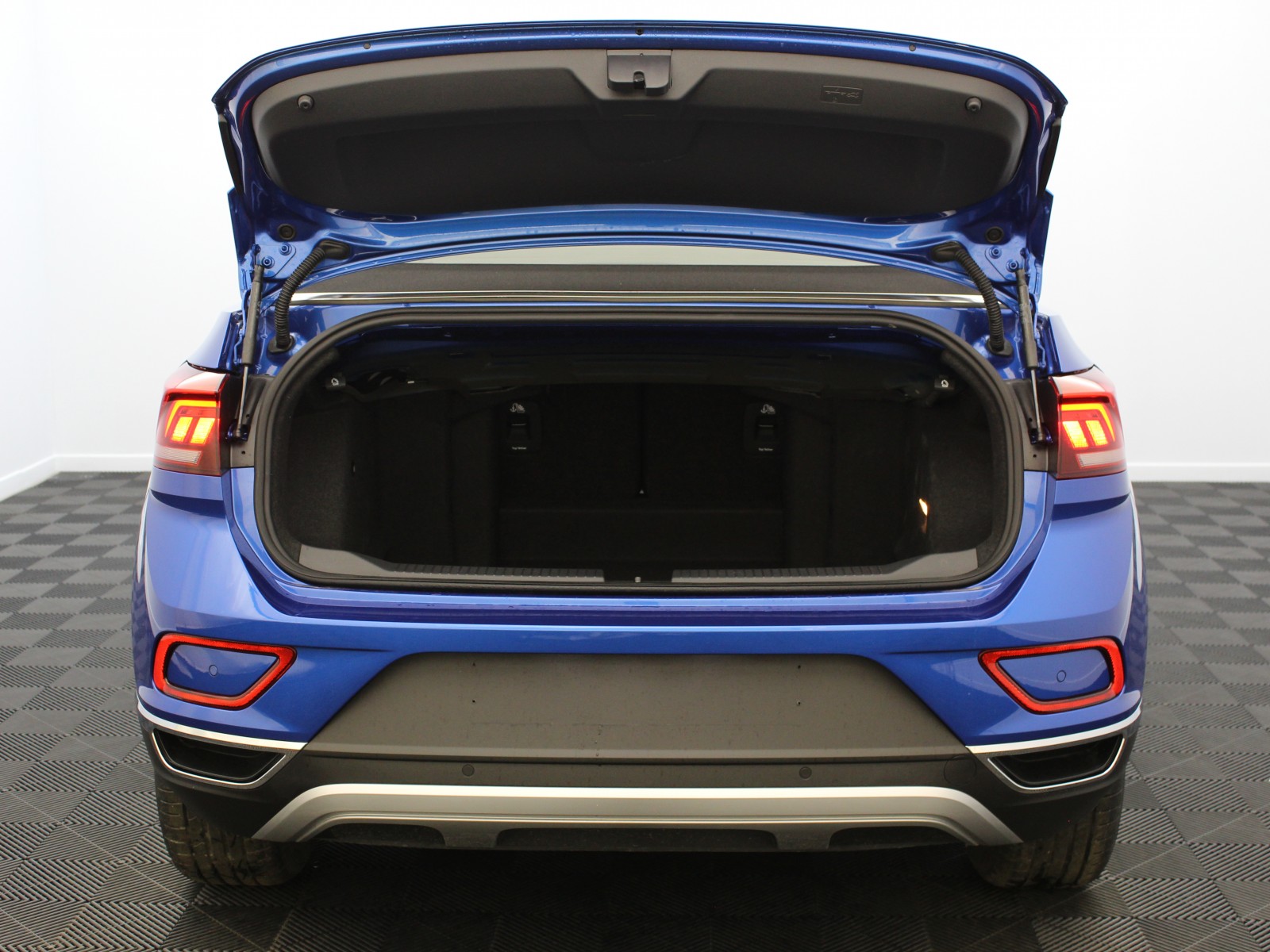 VOLKSWAGEN - T-ROC CABRIOLET - #181614 - 14