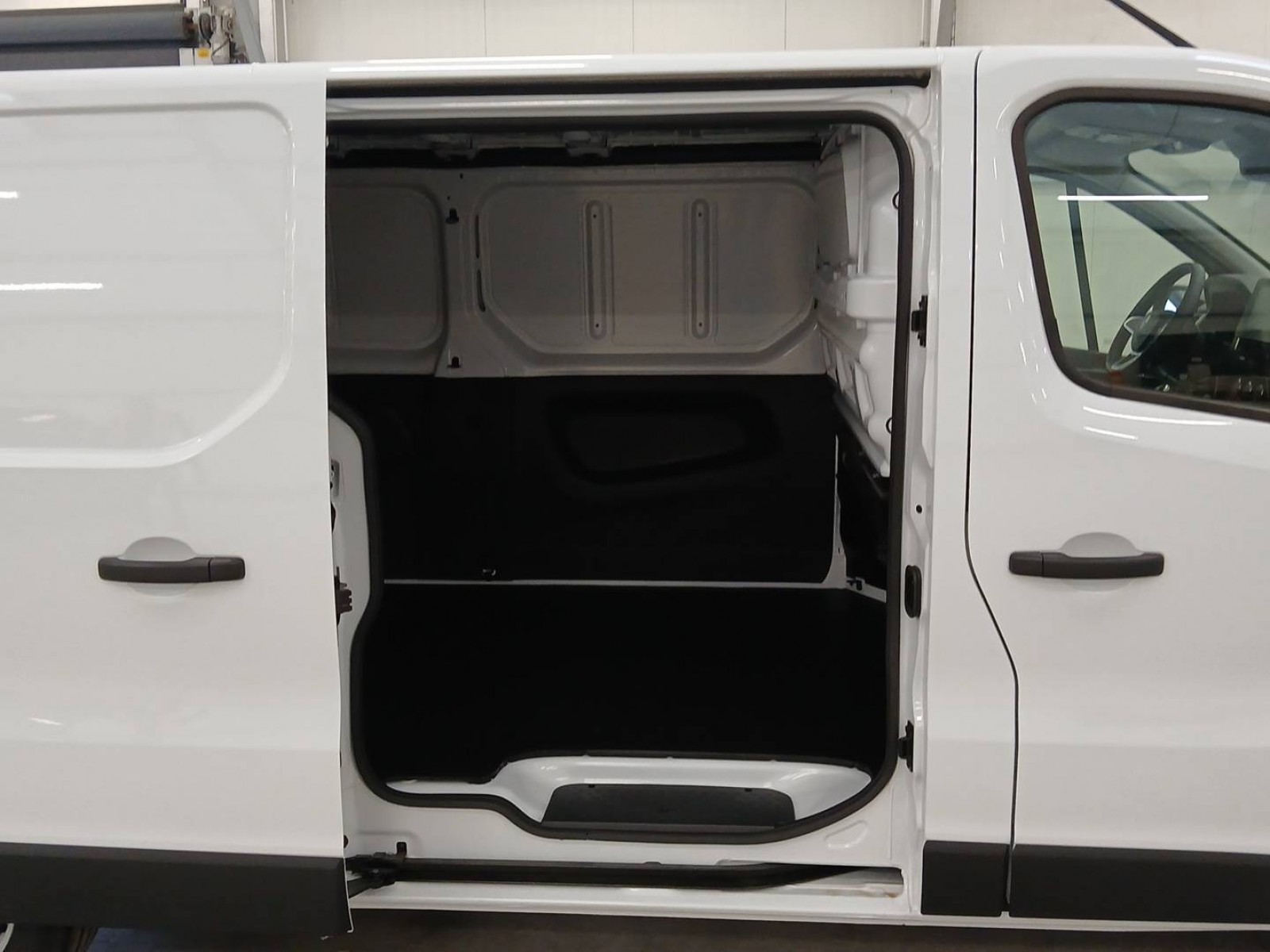 RENAULT - TRAFIC FOURGON - #841489 - 11