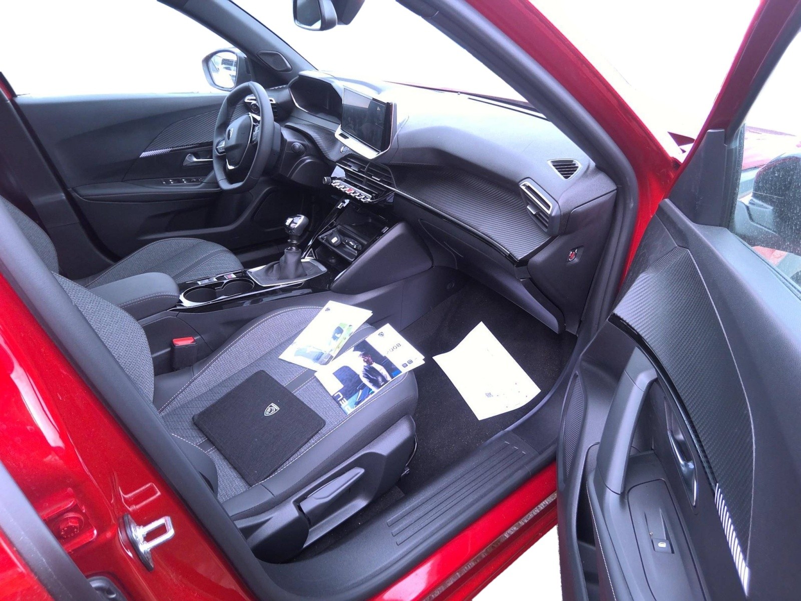 PEUGEOT - 2008 - #843986 - 2