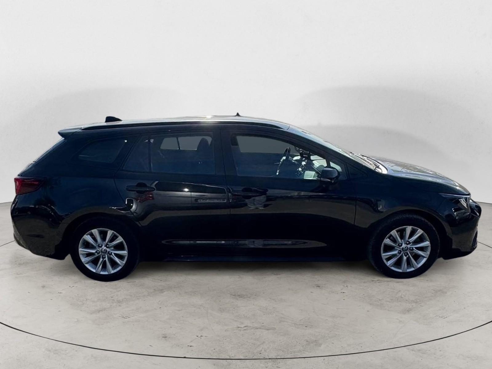 TOYOTA - COROLLA TOURING SPORTS HYBRIDE - #843455 - 2