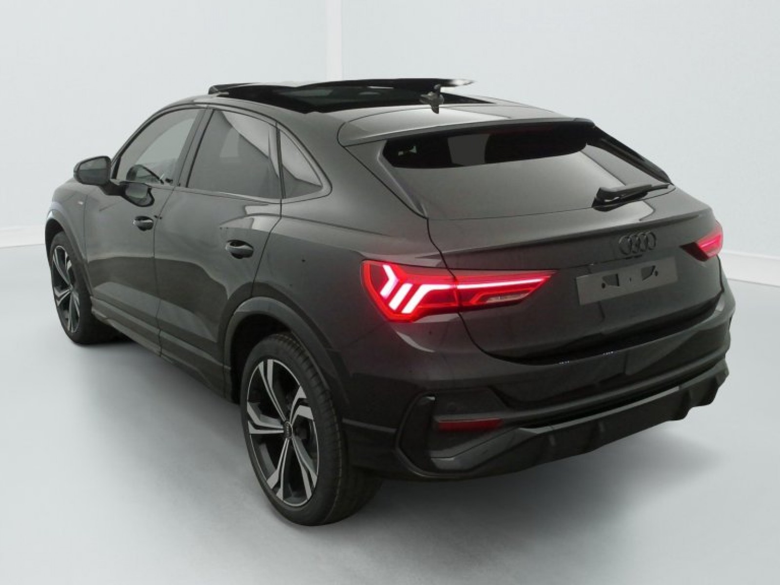 AUDI - Q3 Sportback - #840768 - 6