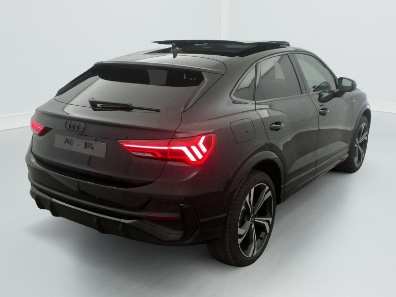 AUDI - Q3 Sportback - #840768 - 14