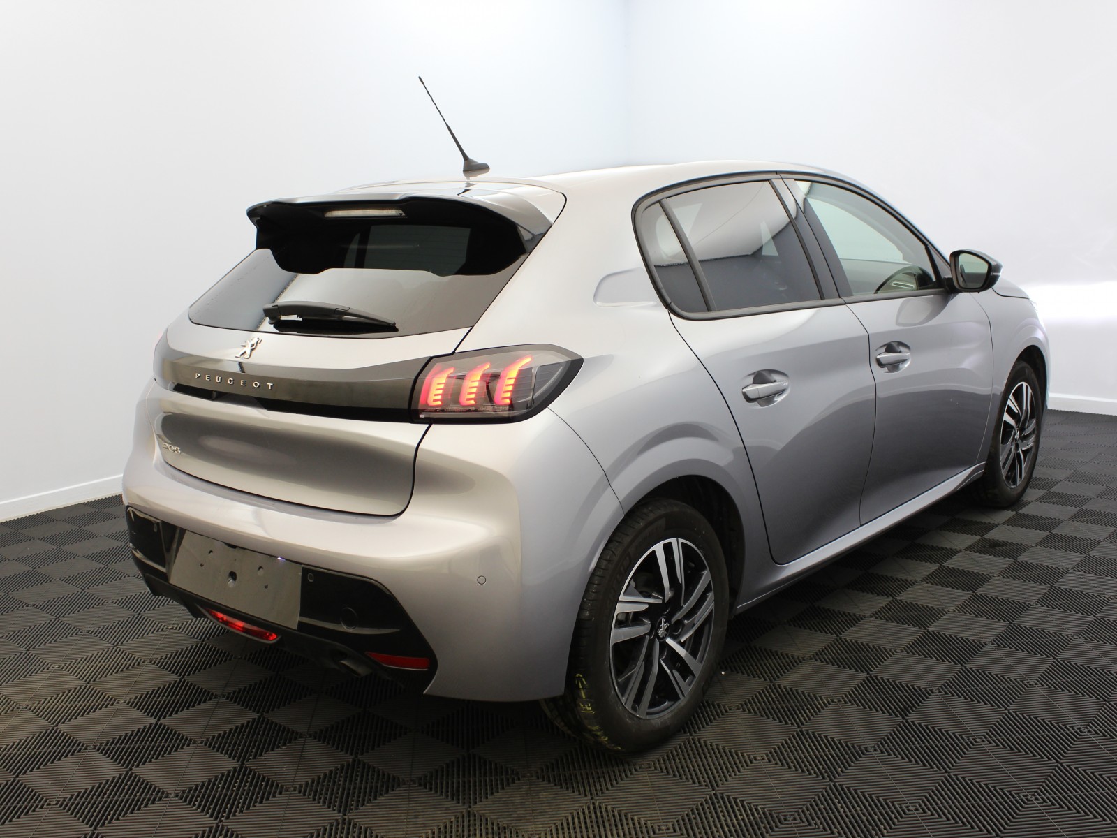 PEUGEOT - 208 - #181733 - 3