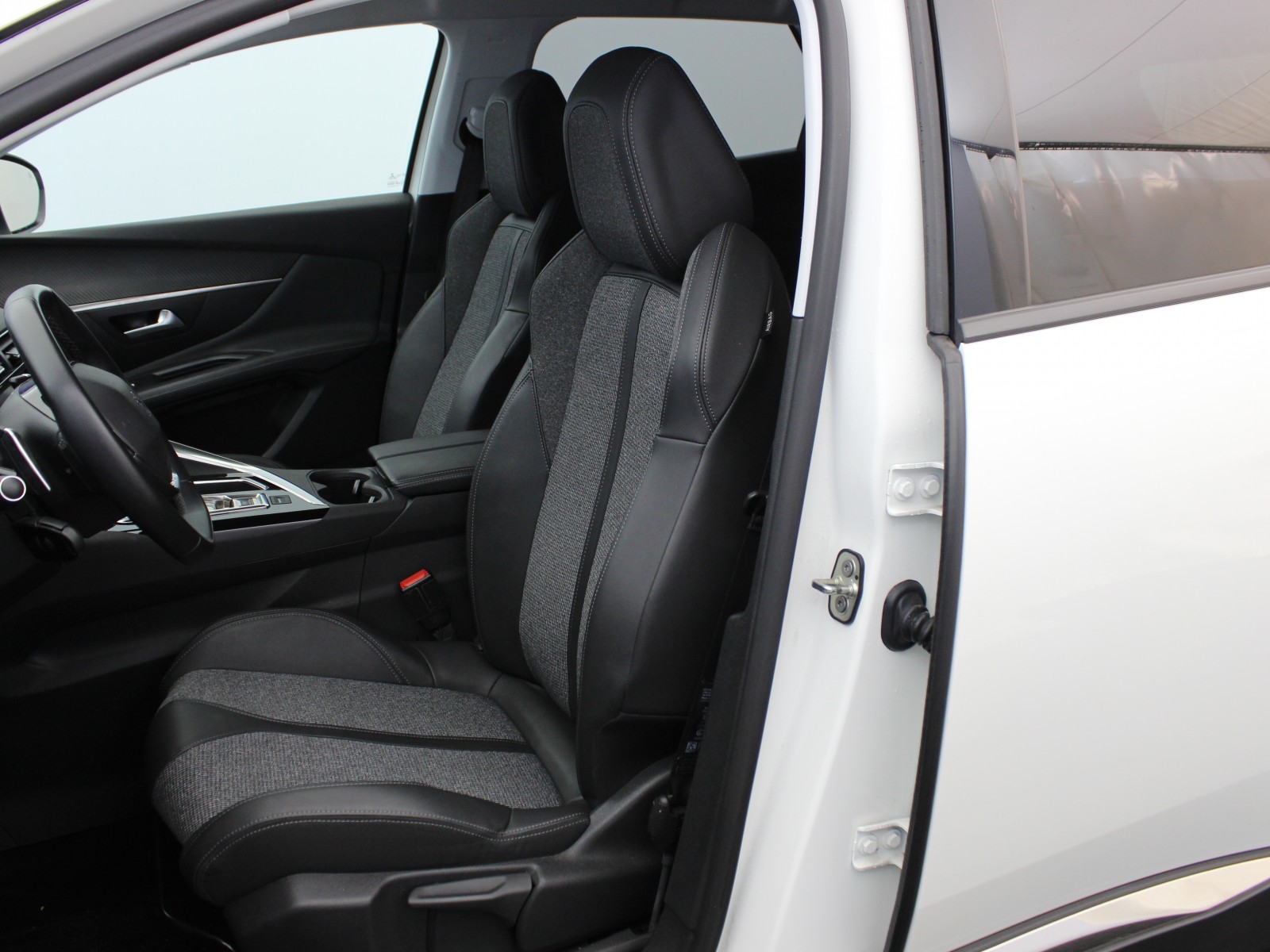 PEUGEOT - 3008 - #181633 - 7