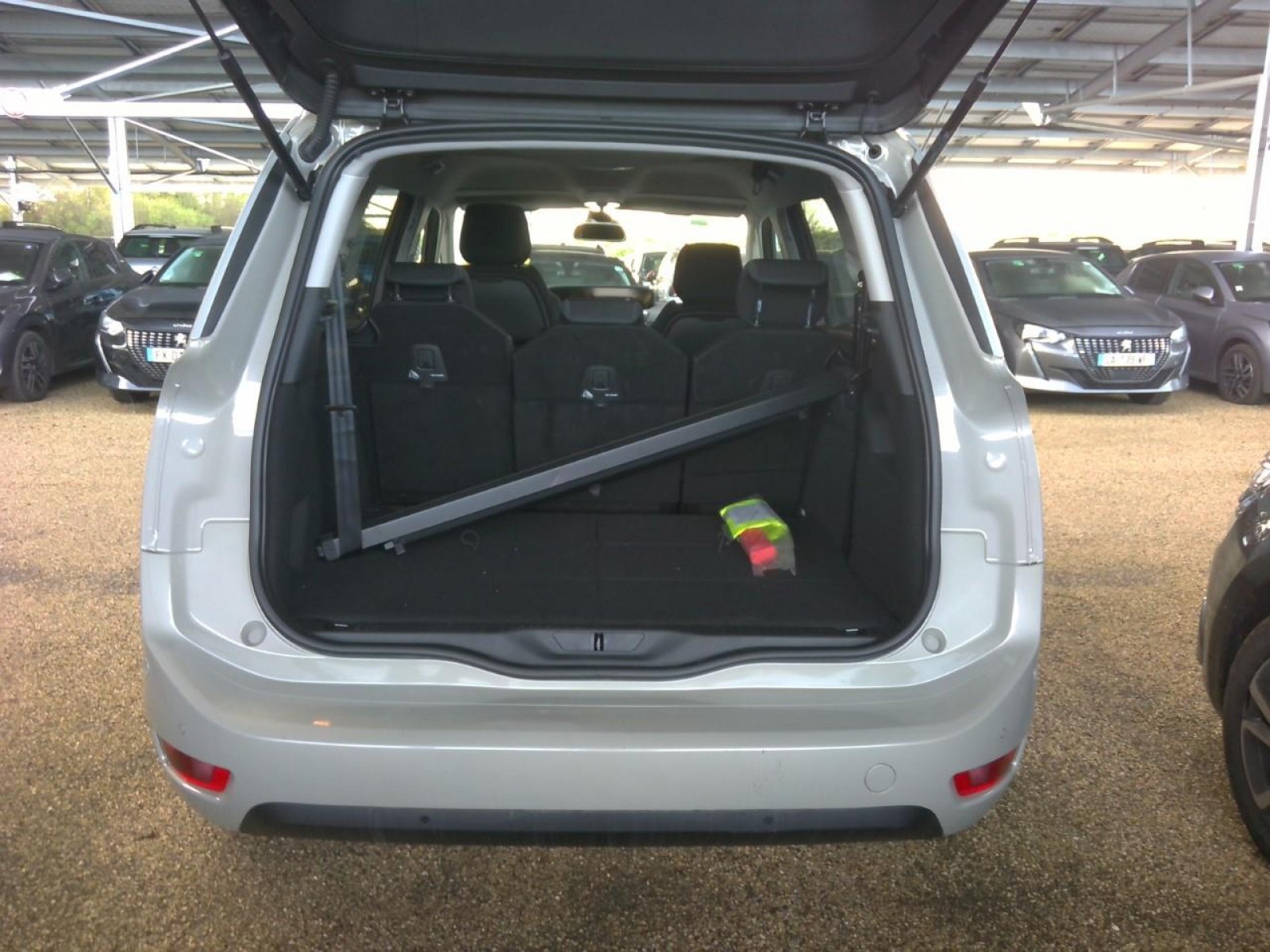 CITROEN - GRAND C4 SPACETOURER - #181991 - 4