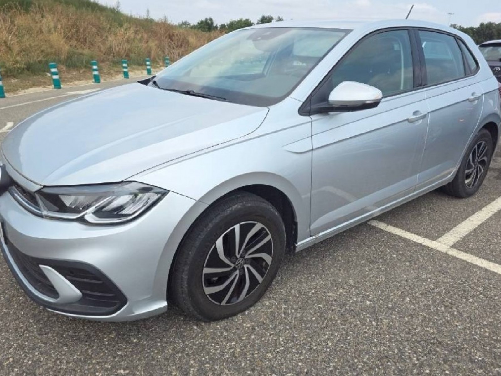 VOLKSWAGEN - POLO - #842796 - 40