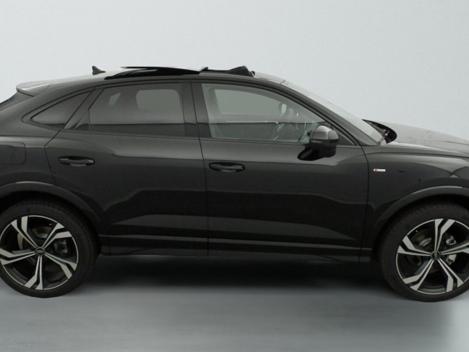 AUDI - Q3 Sportback - #840768 - 23
