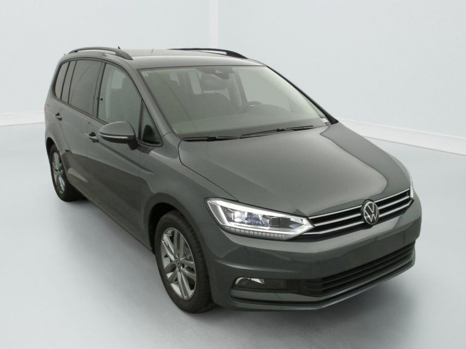 VOLKSWAGEN - Touran - #844834 - 0