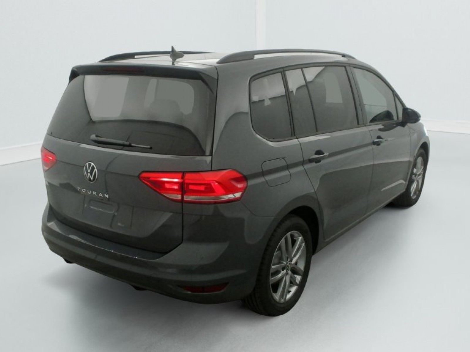 VOLKSWAGEN - Touran - #844834 - 6