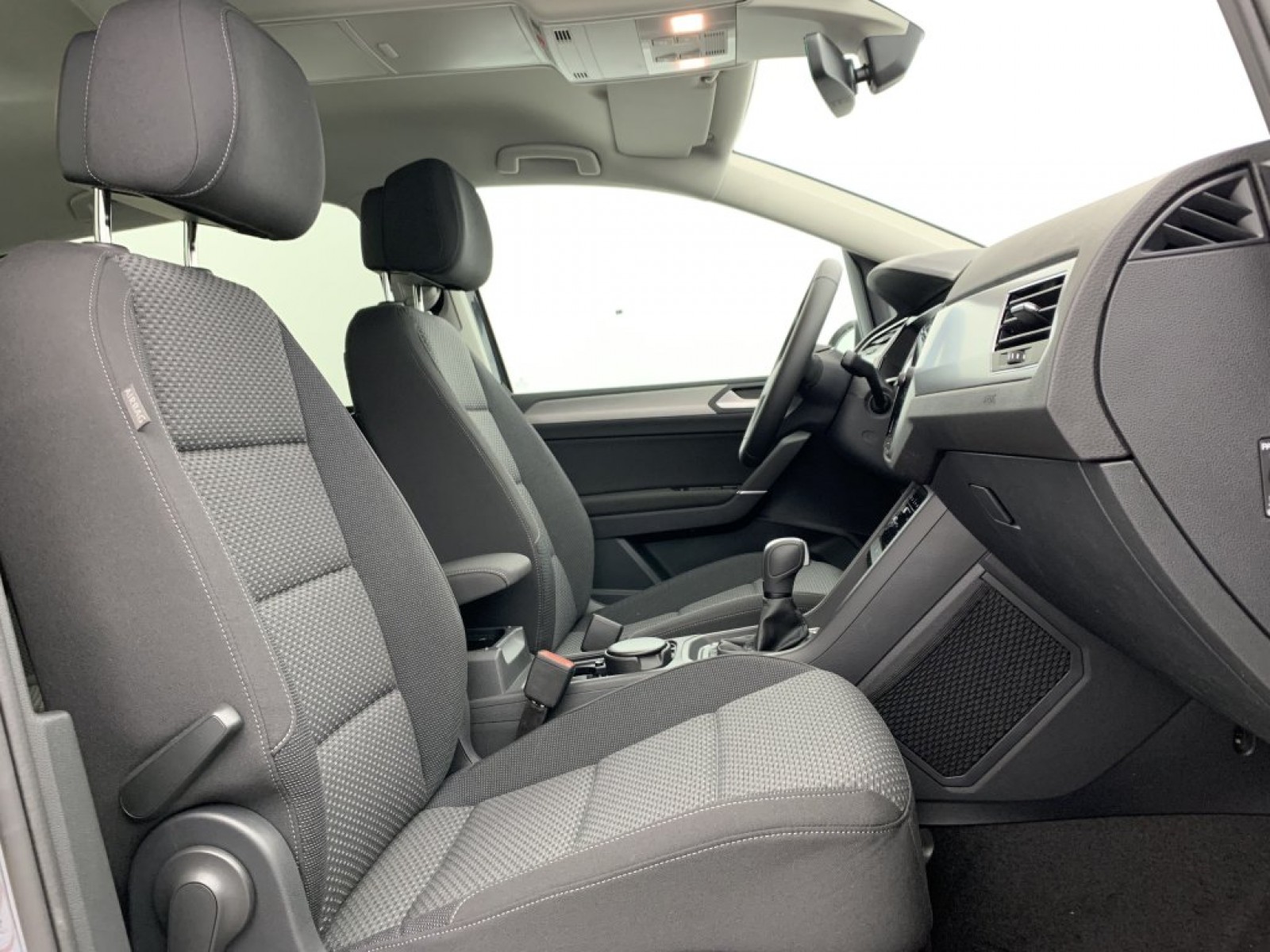 VOLKSWAGEN - Touran - #844834 - 12