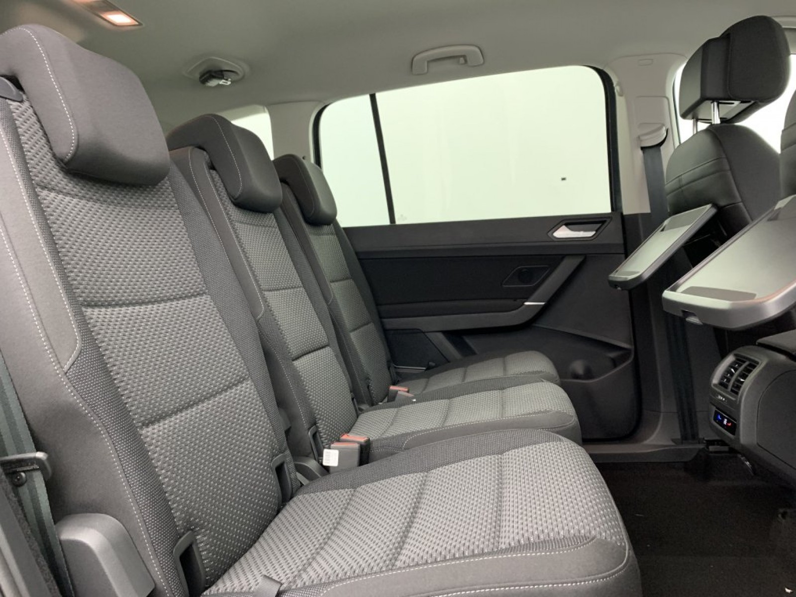 VOLKSWAGEN - Touran - #844834 - 13