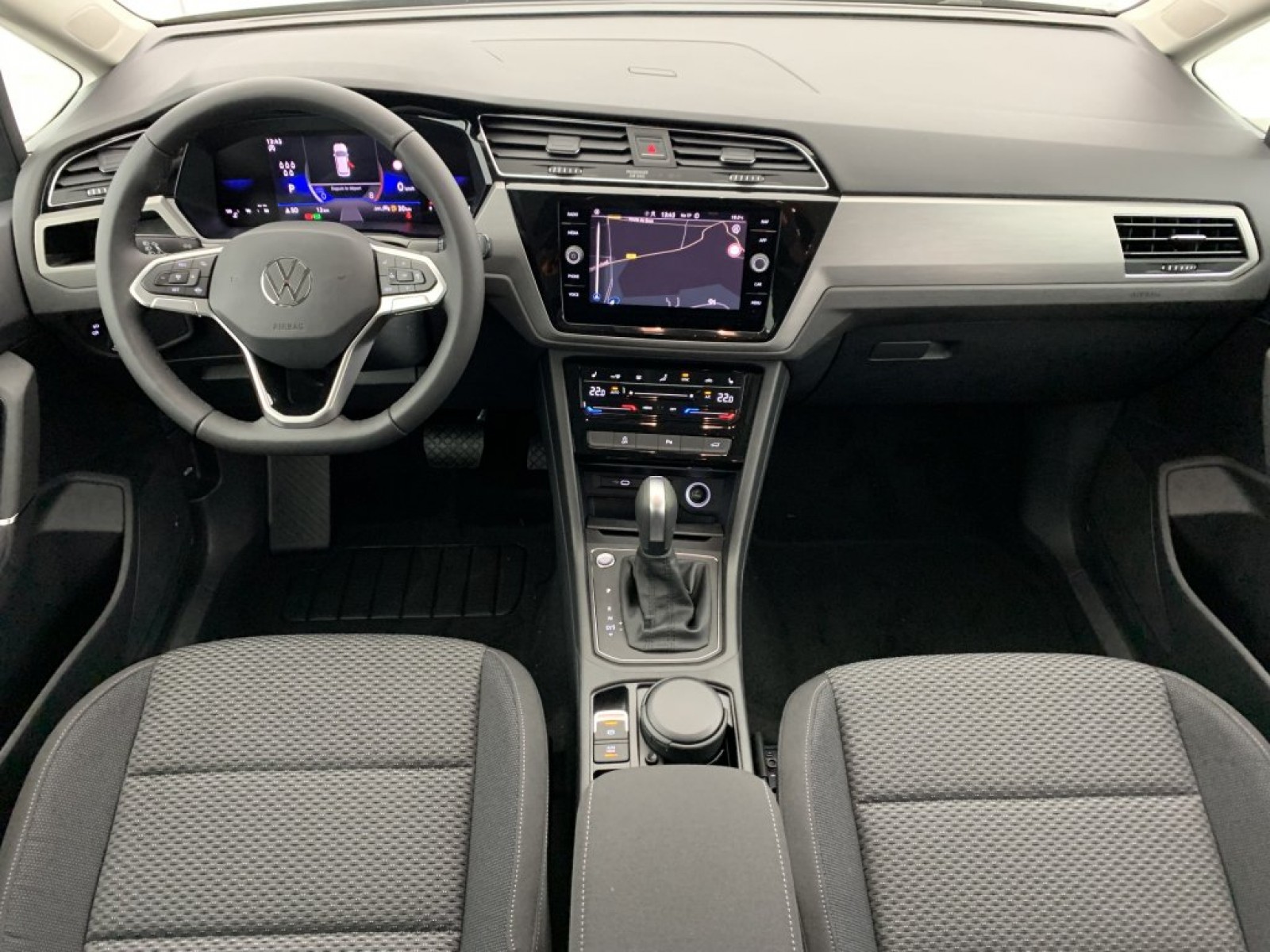 VOLKSWAGEN - Touran - #844834 - 16