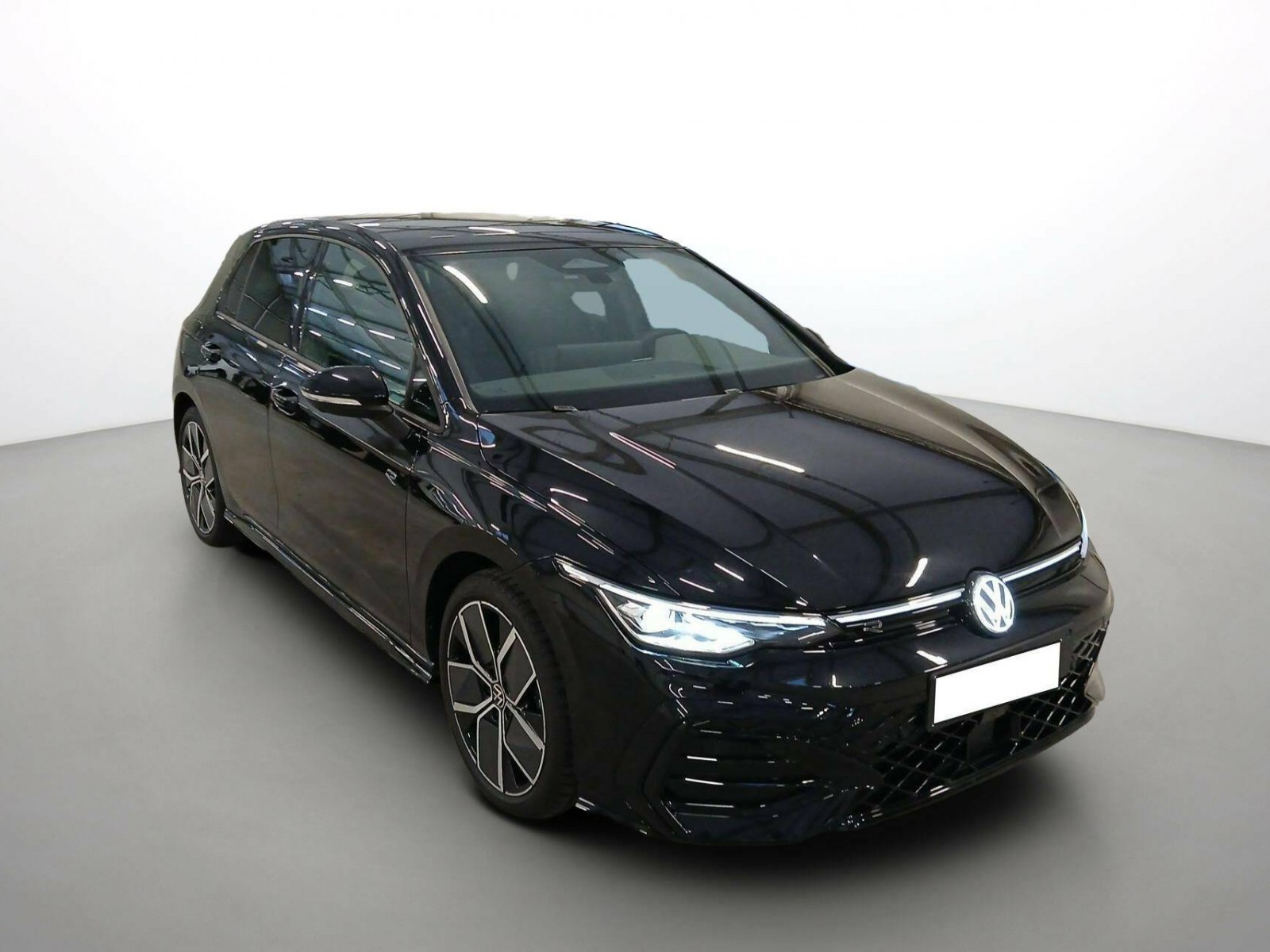 VOLKSWAGEN - GOLF - #625402 - 1