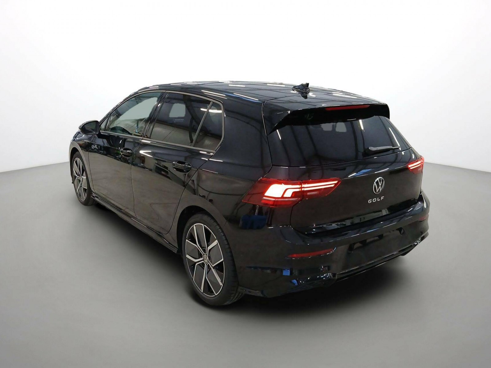 VOLKSWAGEN - GOLF - #625408 - 2