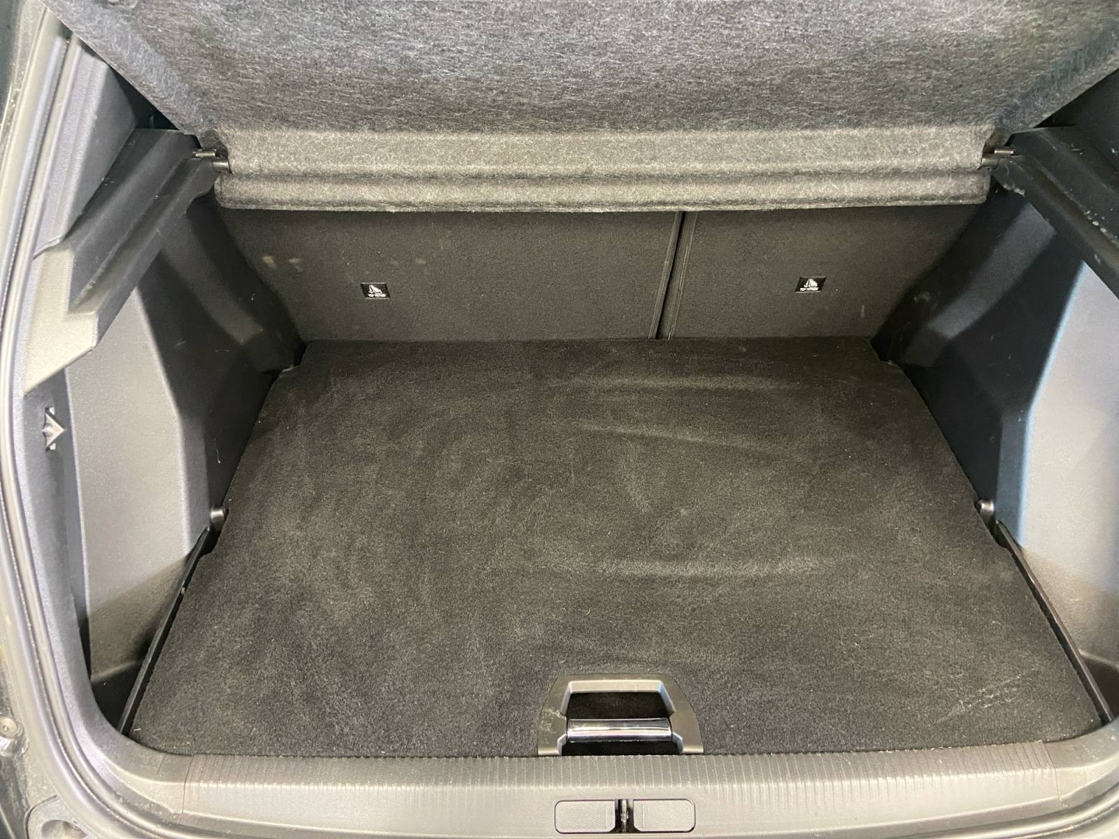 PEUGEOT - 2008 - #843993 - 12